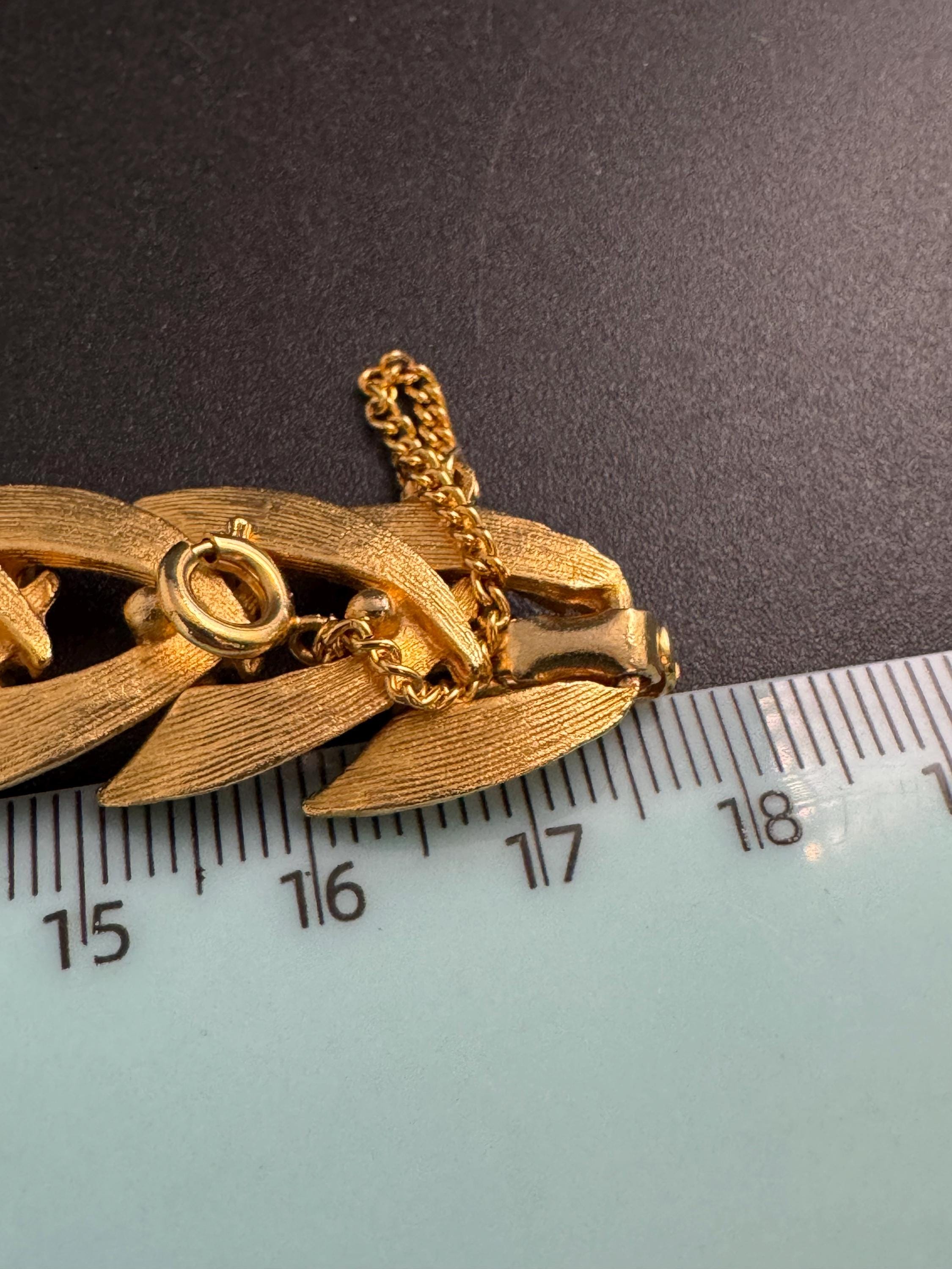 Signed Jewelcraft chevron Bracelet: Vintage Gold Tone brushed metal