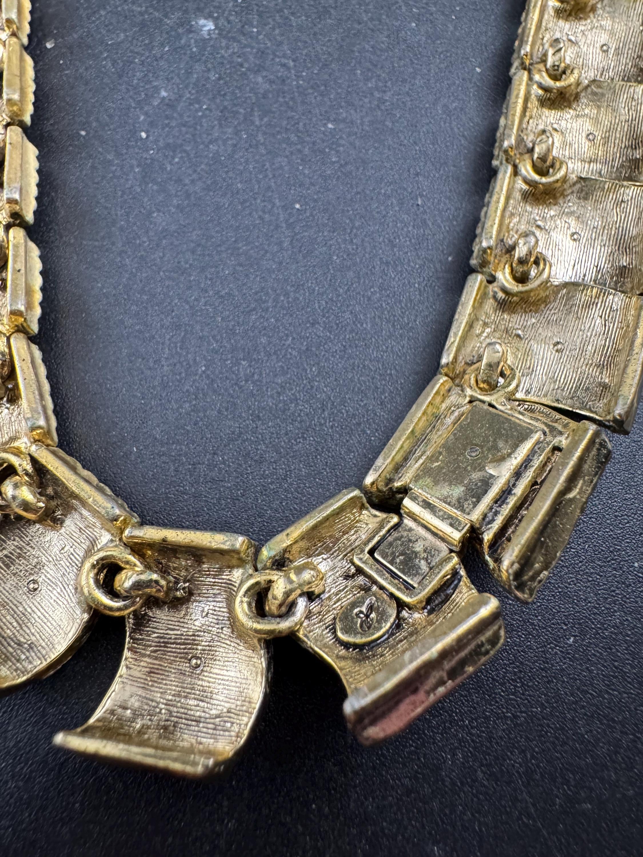 Vintage wide panel link choker necklace 42cm, gold tone brutalist