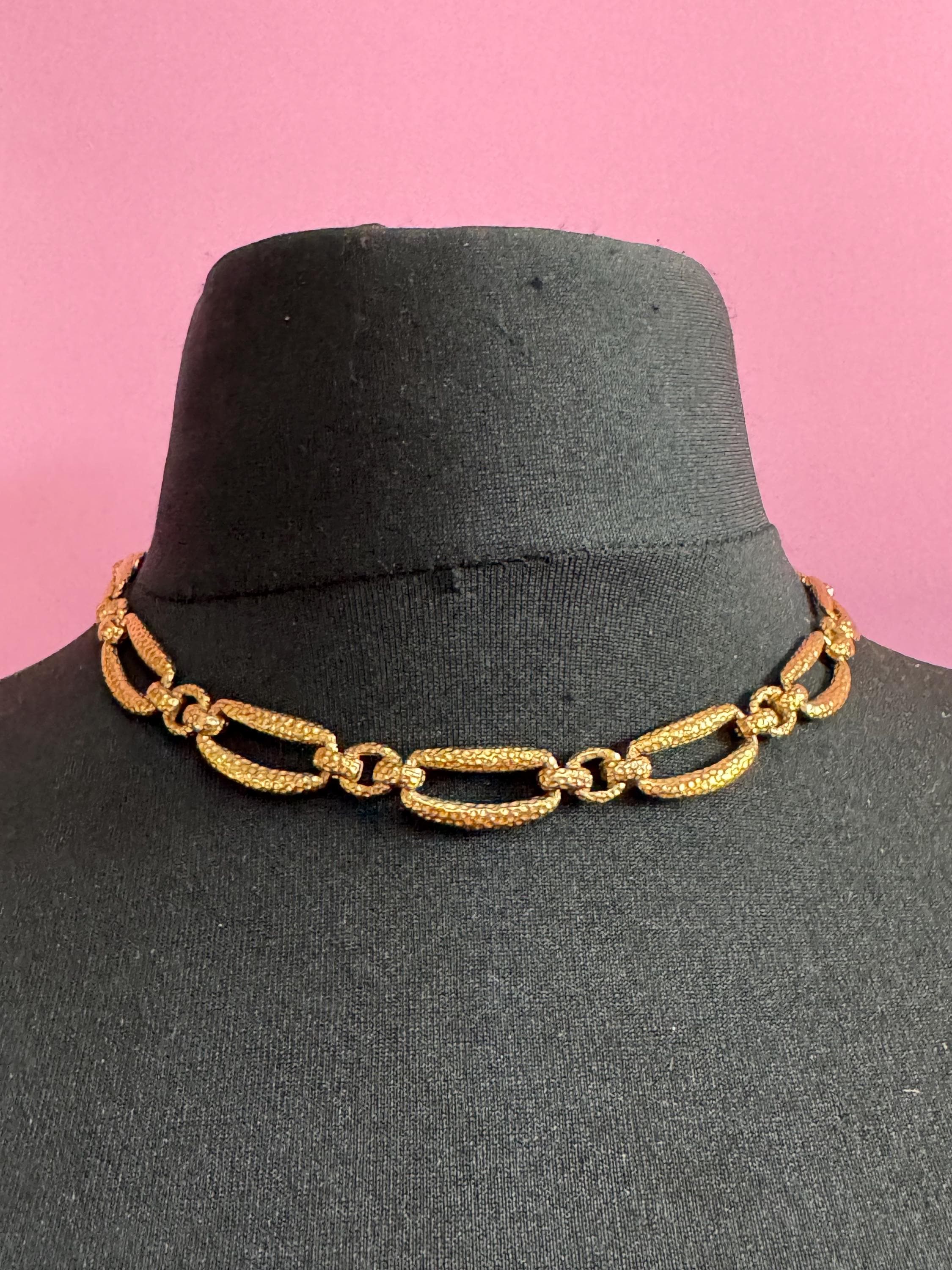 Signed CIRO antique gold tone collar chain necklace