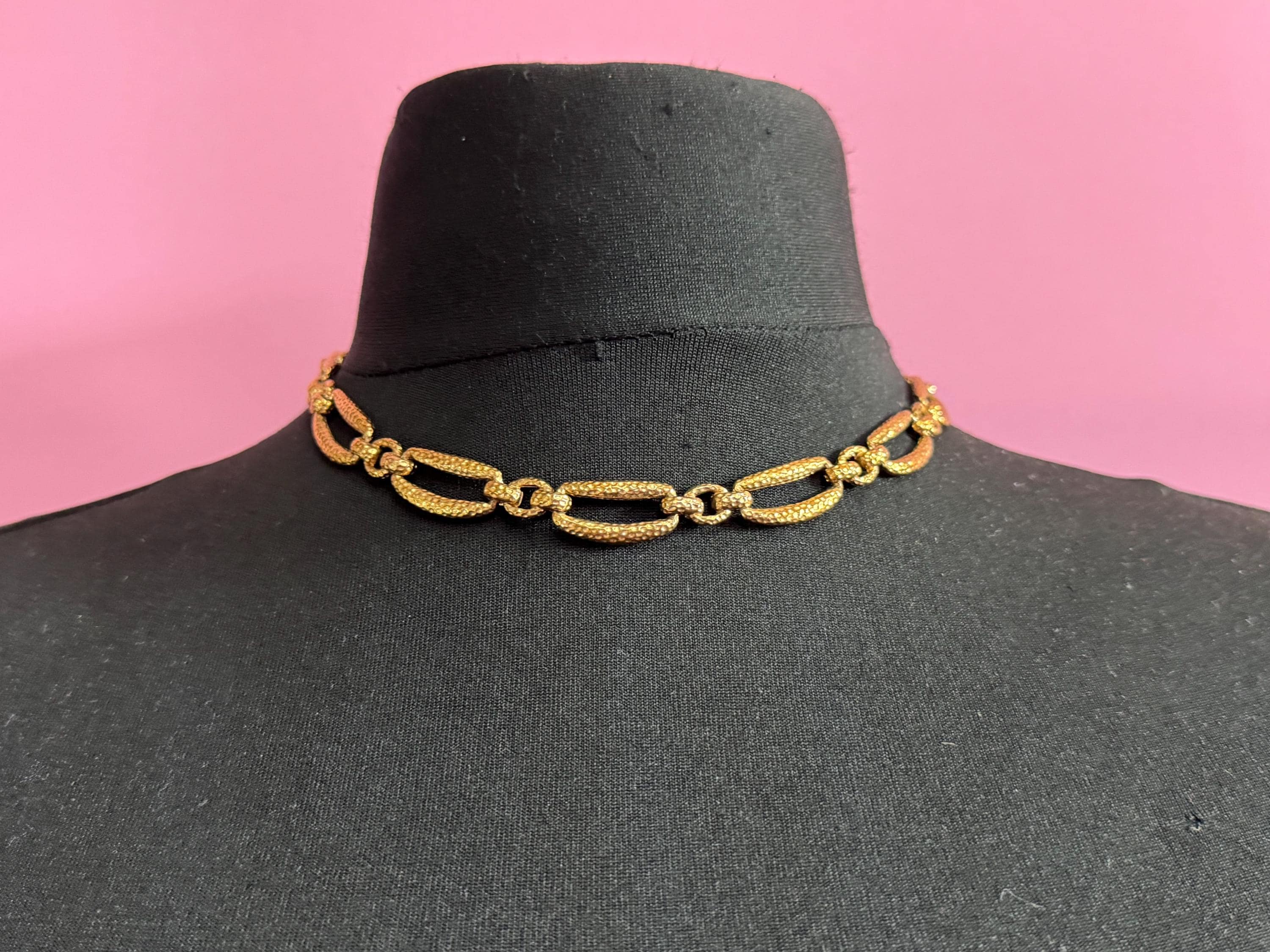 Signed CIRO antique gold tone collar chain necklace