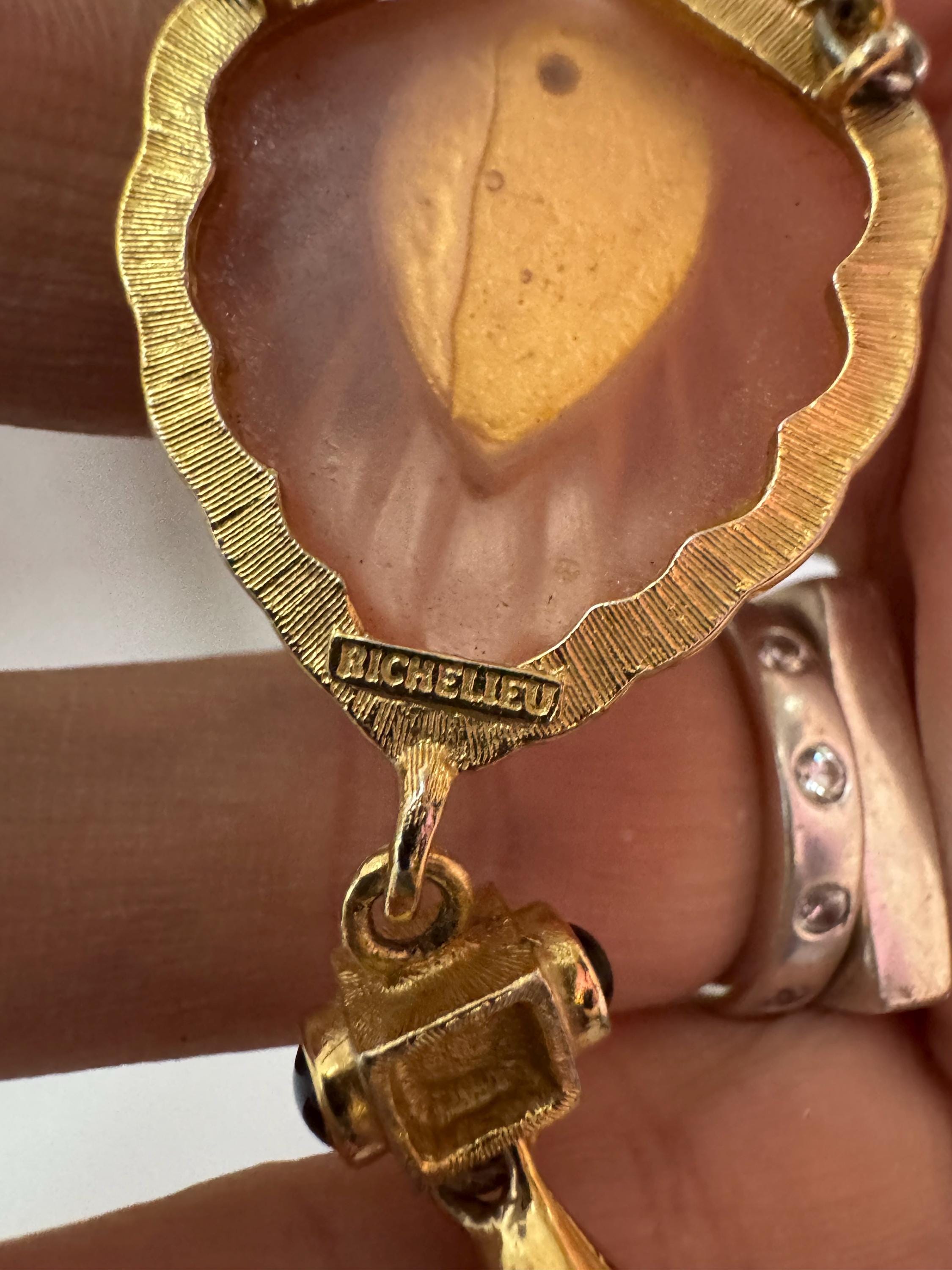 Signed RICHELIEU frosted pink and pearl teardrop necklace , designer gold tone