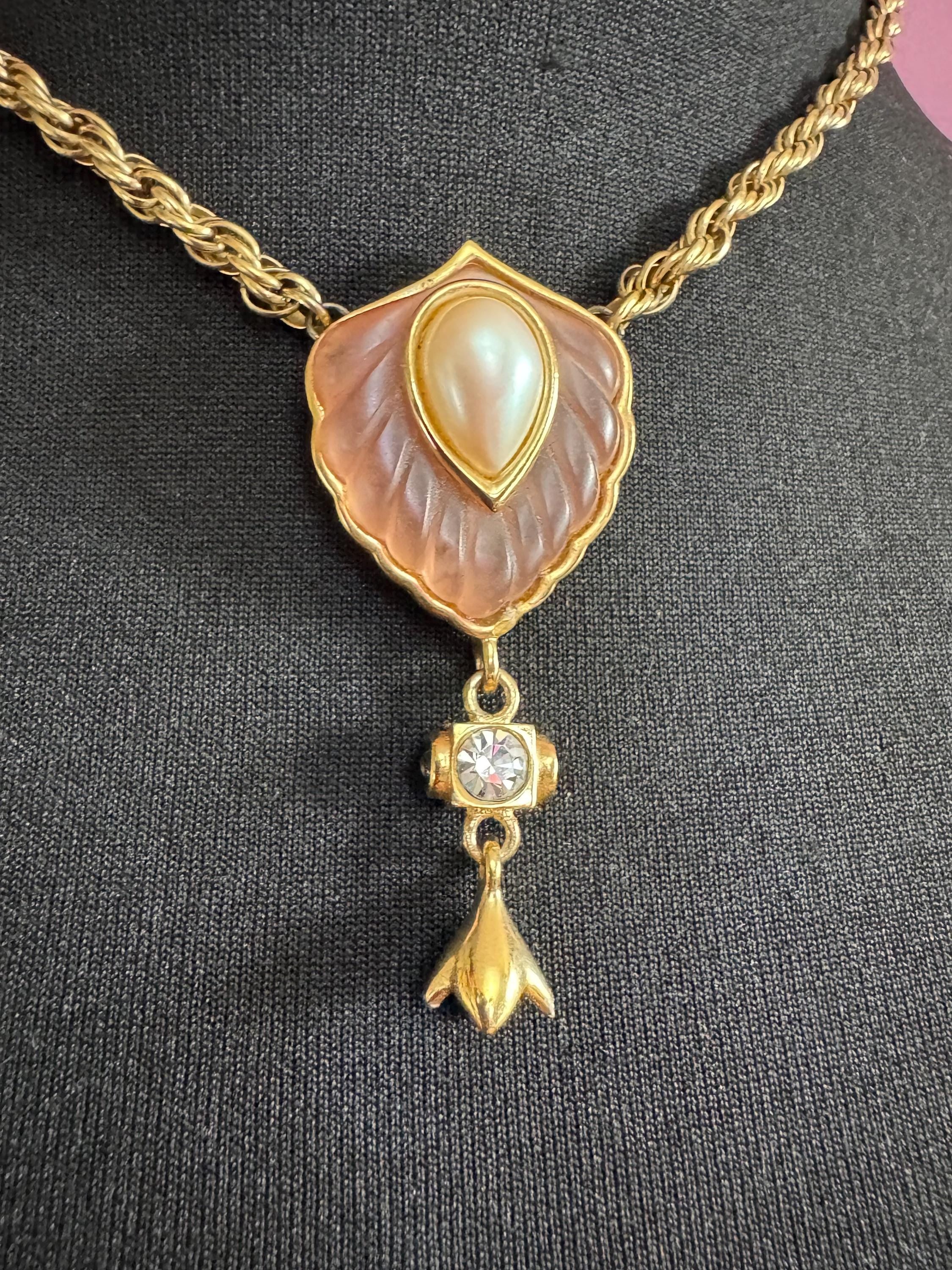 Signed RICHELIEU frosted pink and pearl teardrop necklace , designer gold tone
