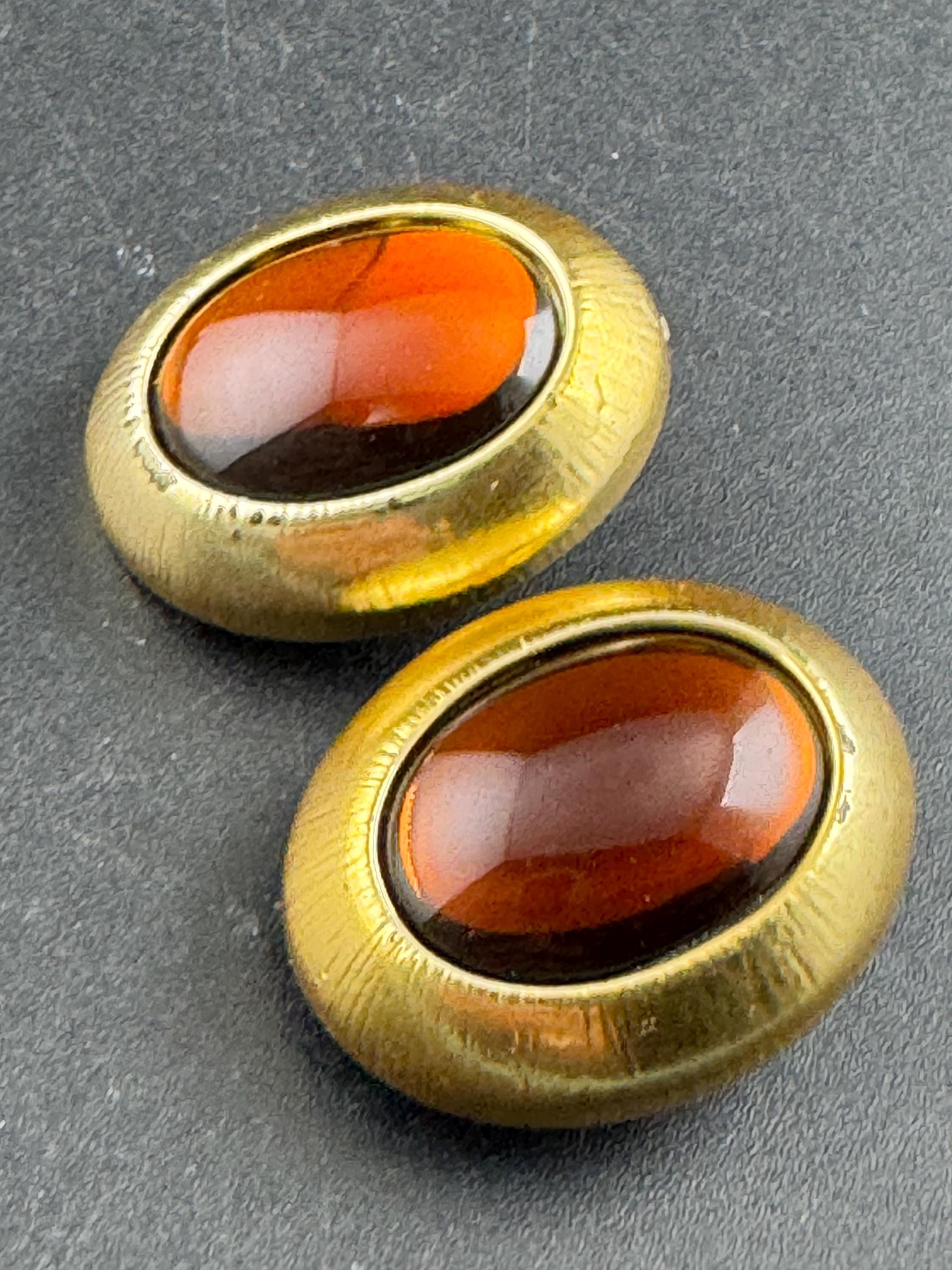 Vintage warm brown acrylic oval stud clip on earrings, gold tone 3cm