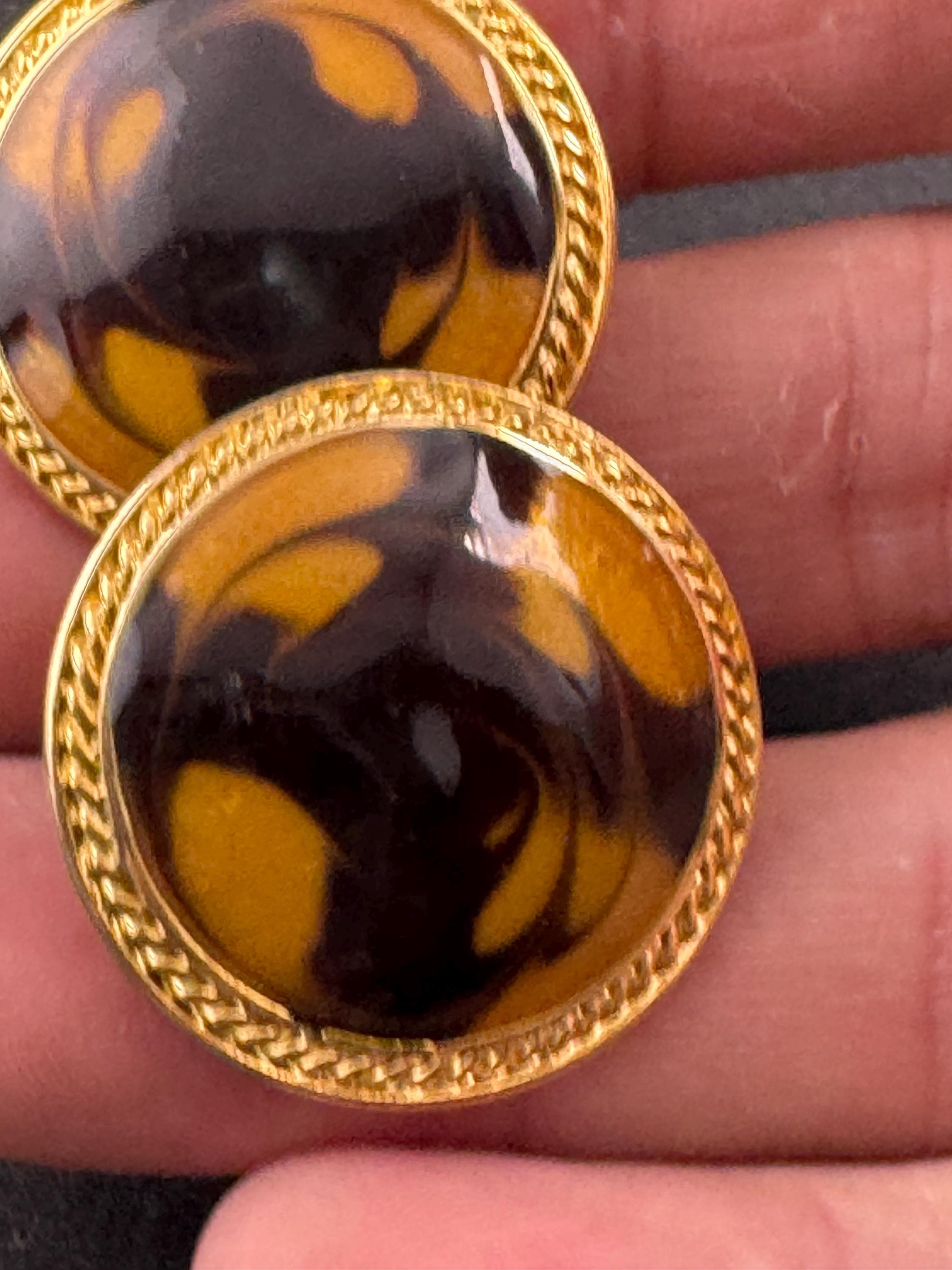 Vintage brown and tan enamel disc clip on earrings, gold tone 2.5cm