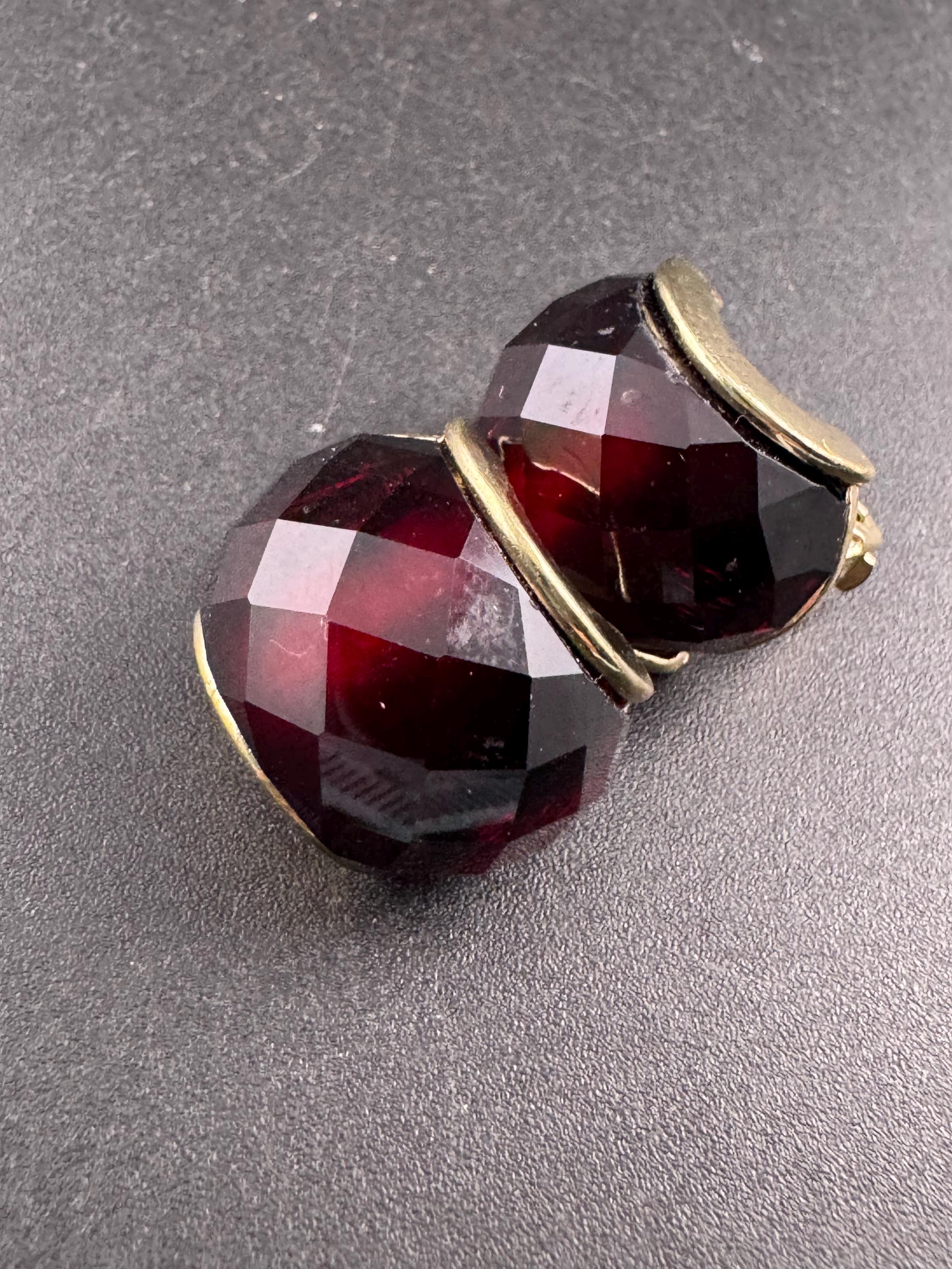 Vintage dark red acrylic Clip On Earrings: half hoop, Gold Tone