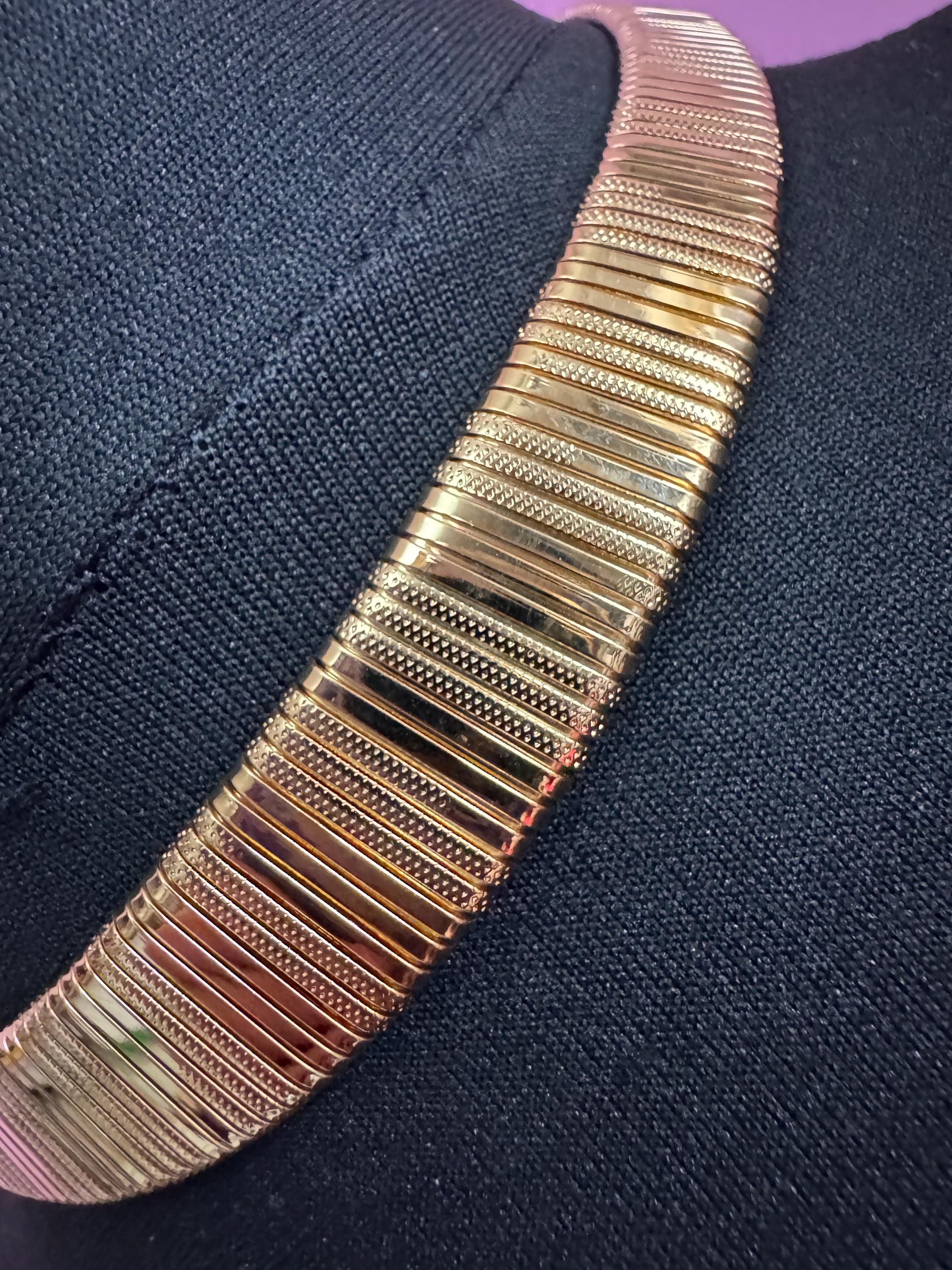 Vintage wide omega link choker necklace, gold tone