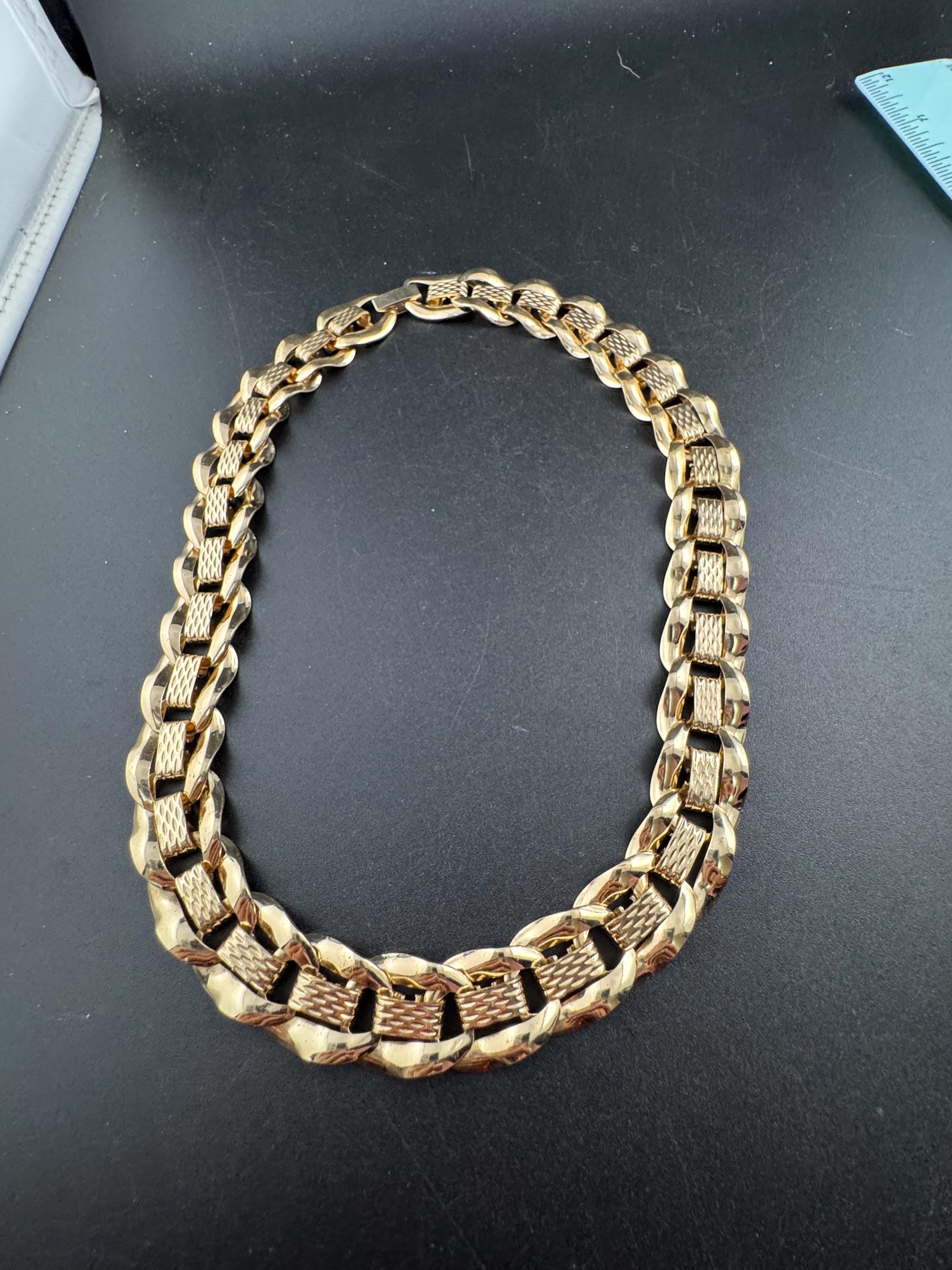 Vintage wide choker necklace,  lightweight big link chunky gold tone