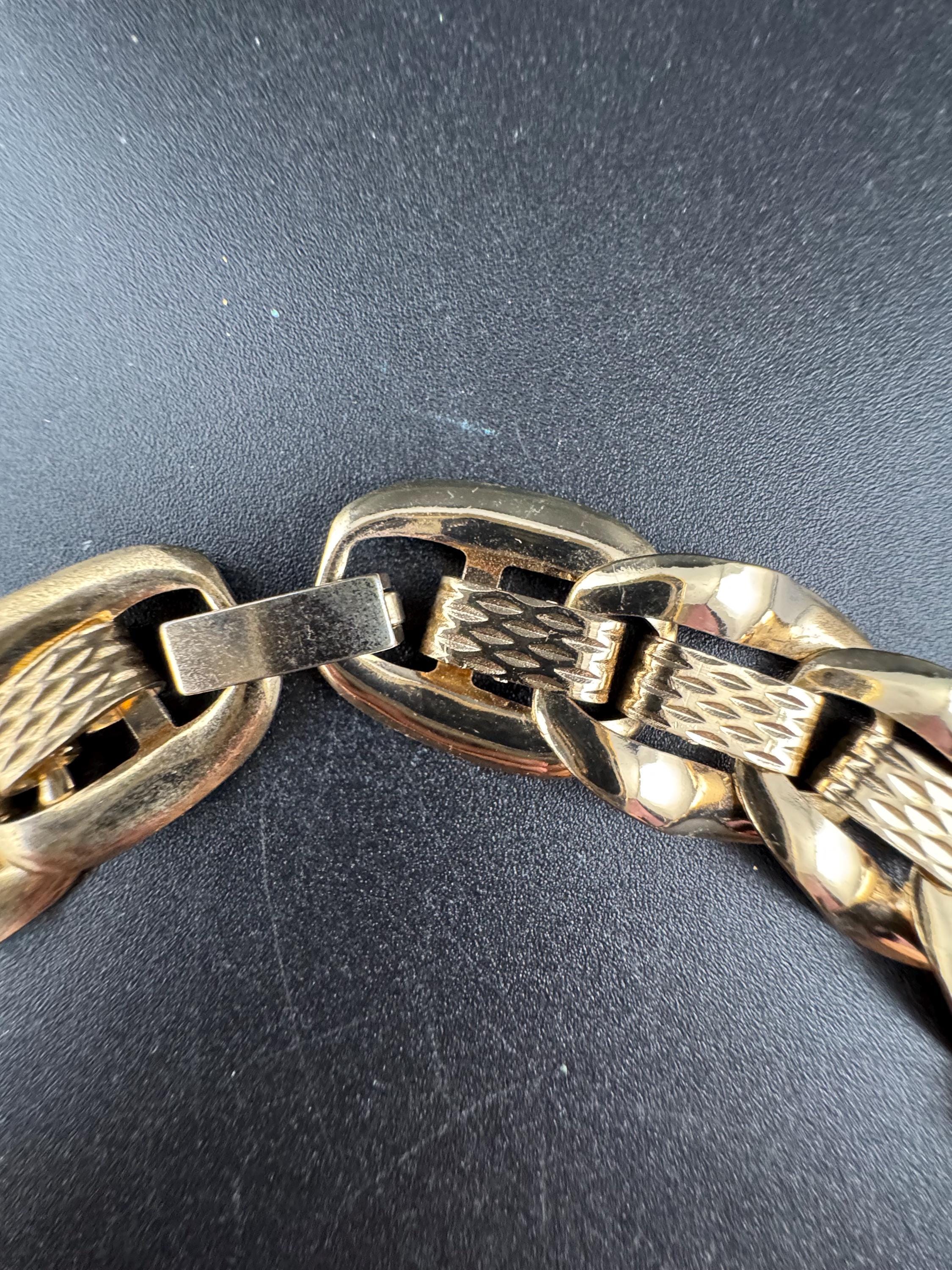 Vintage wide choker necklace,  lightweight big link chunky gold tone