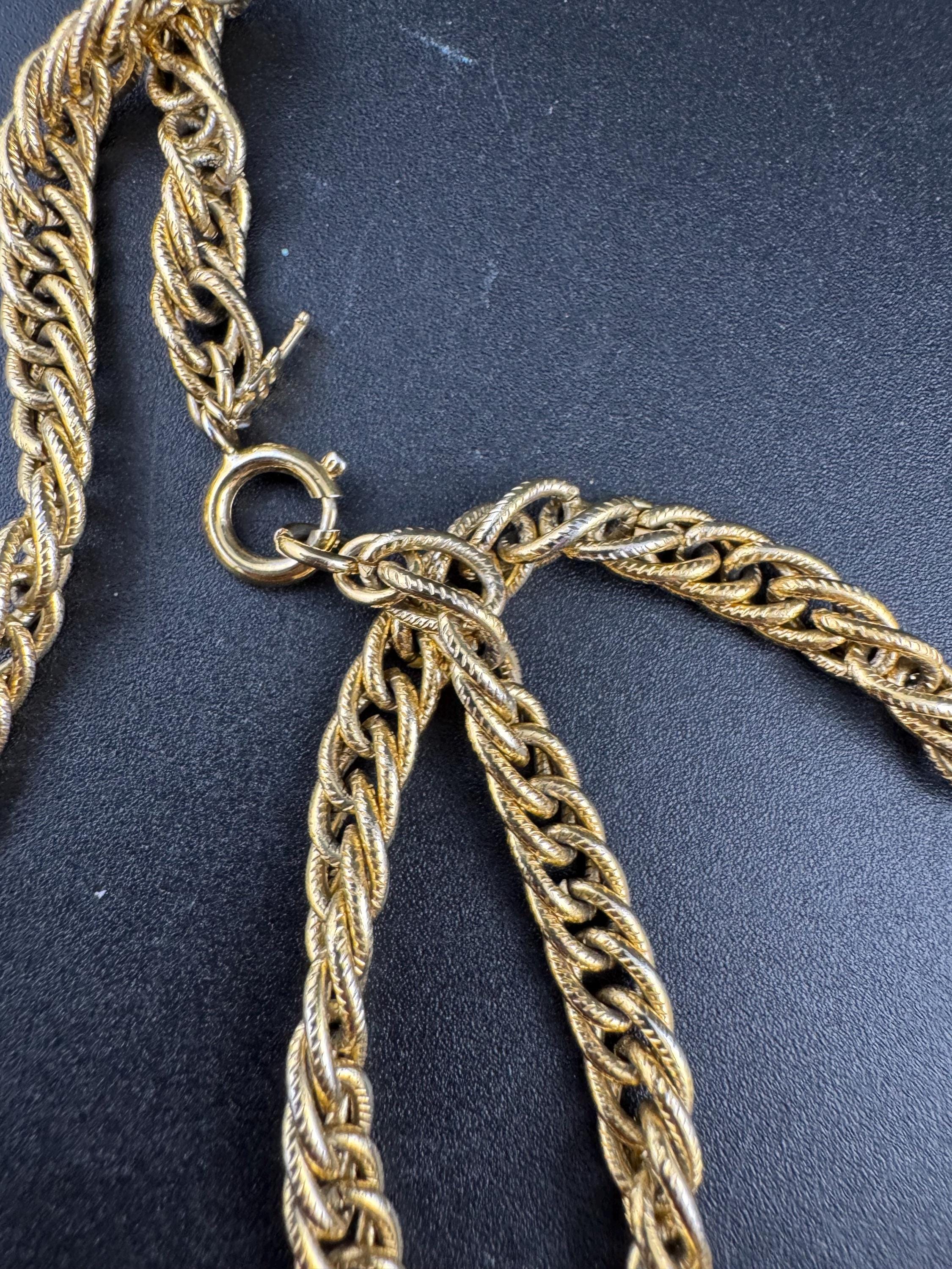 Signed TRIFARI long rope twisted layering chain necklace 140cm, flapper length gold plated