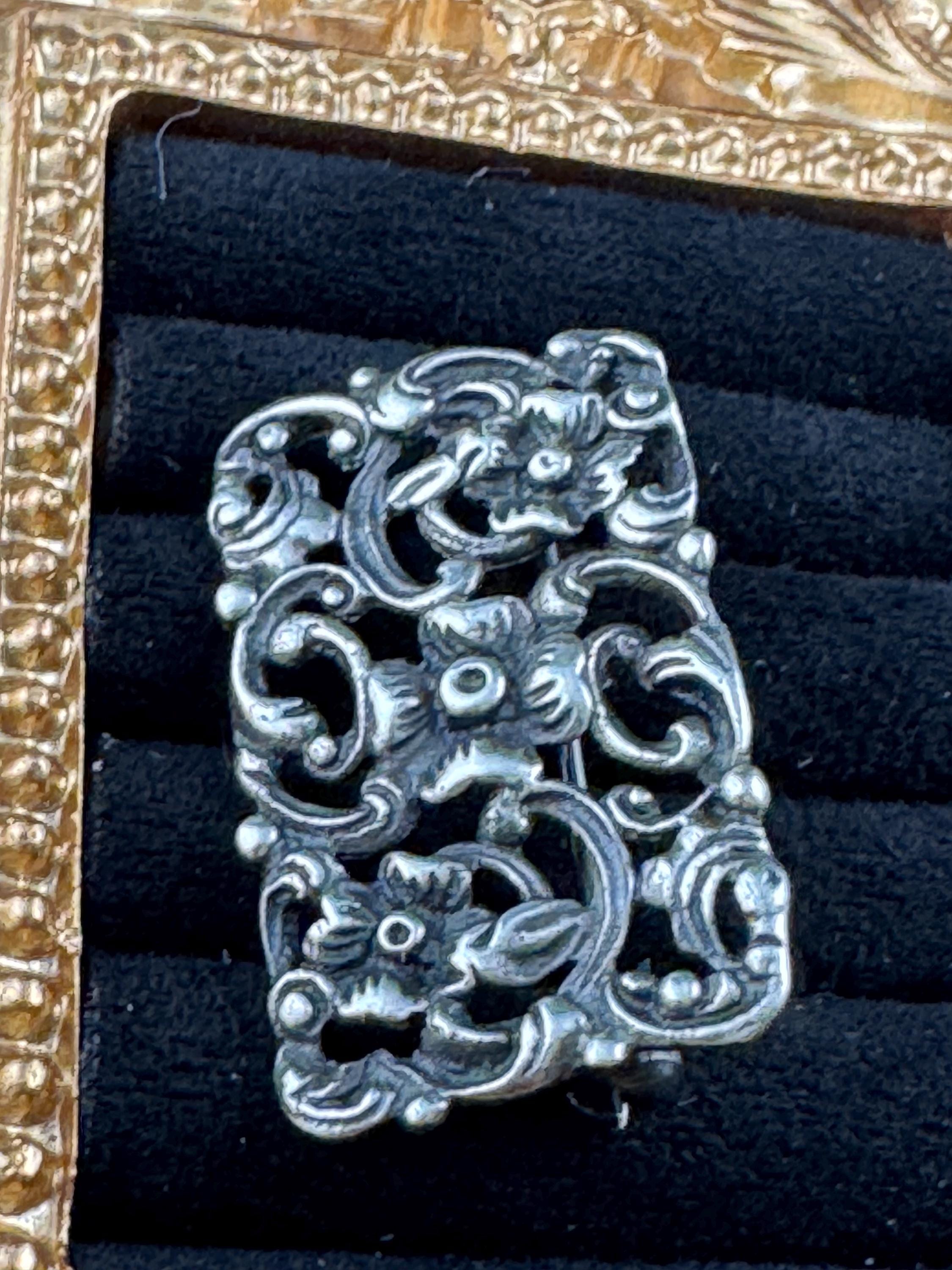 Antique 835 grade continental silver art nouveau floral brooch