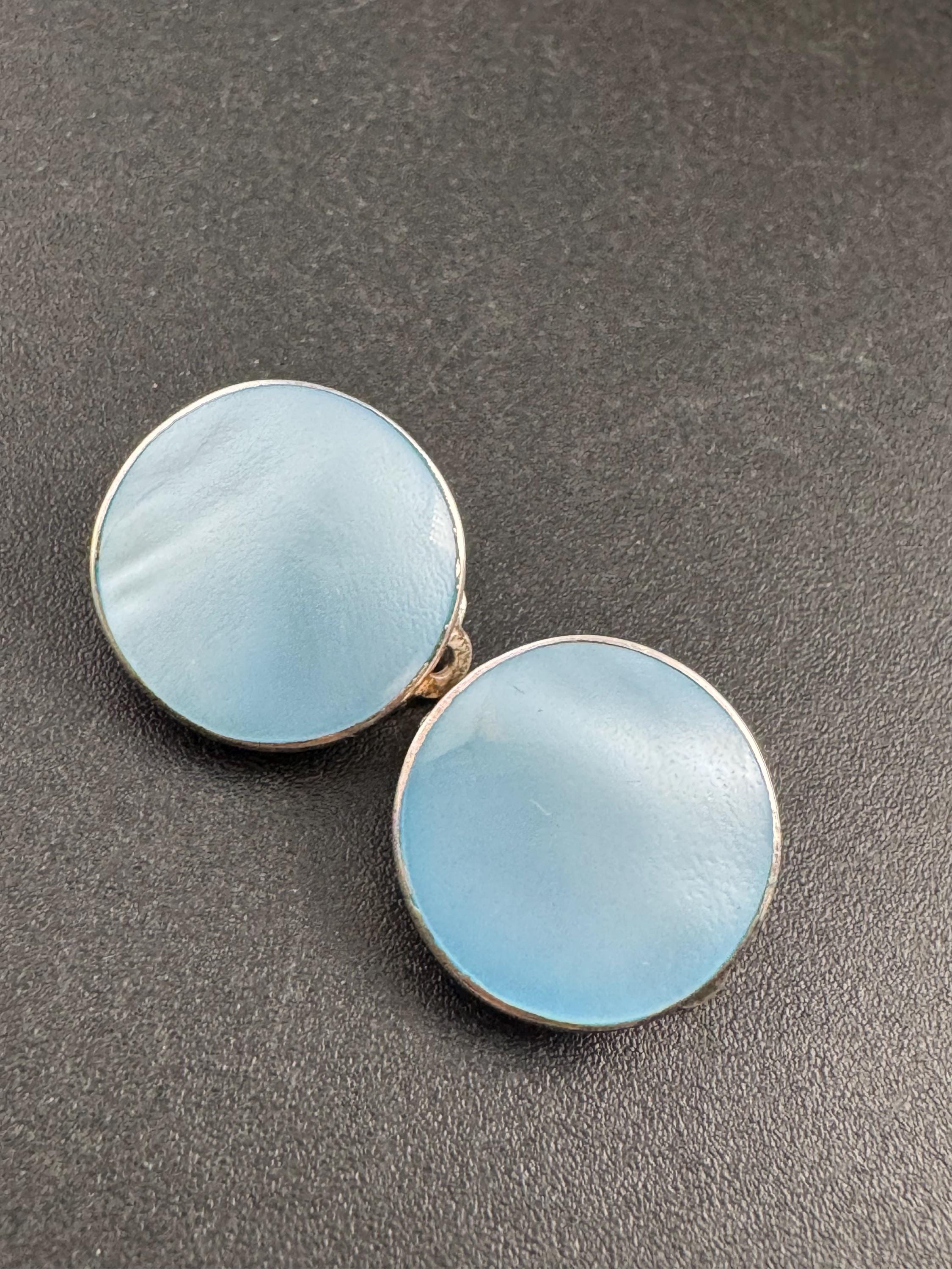 Small Vintage 925 blue natural shell sterling silver clip on earrings 1.4cm