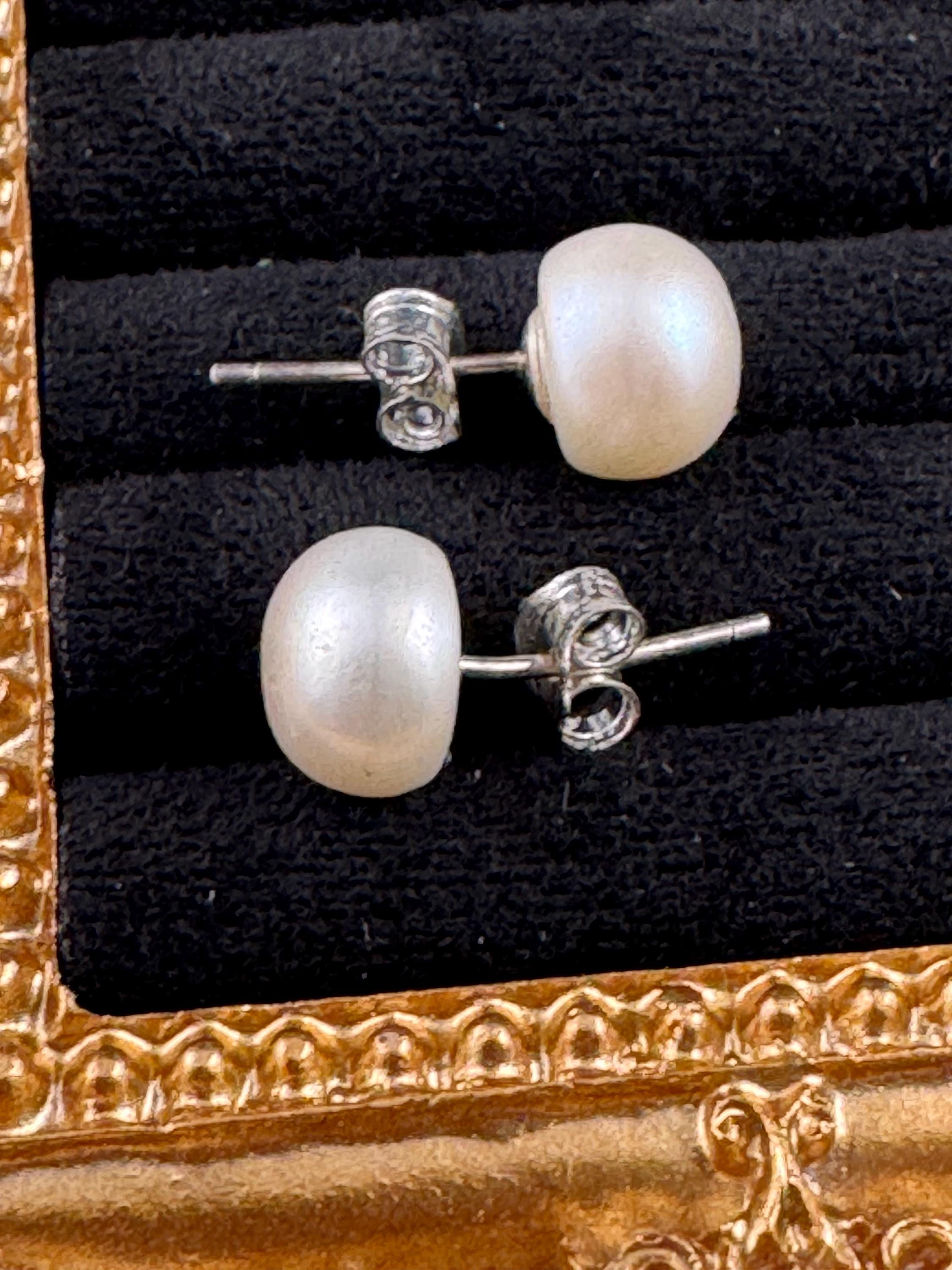 Sterling 925 Silver dangly natural freshwater pearl stud Earrings Pierced