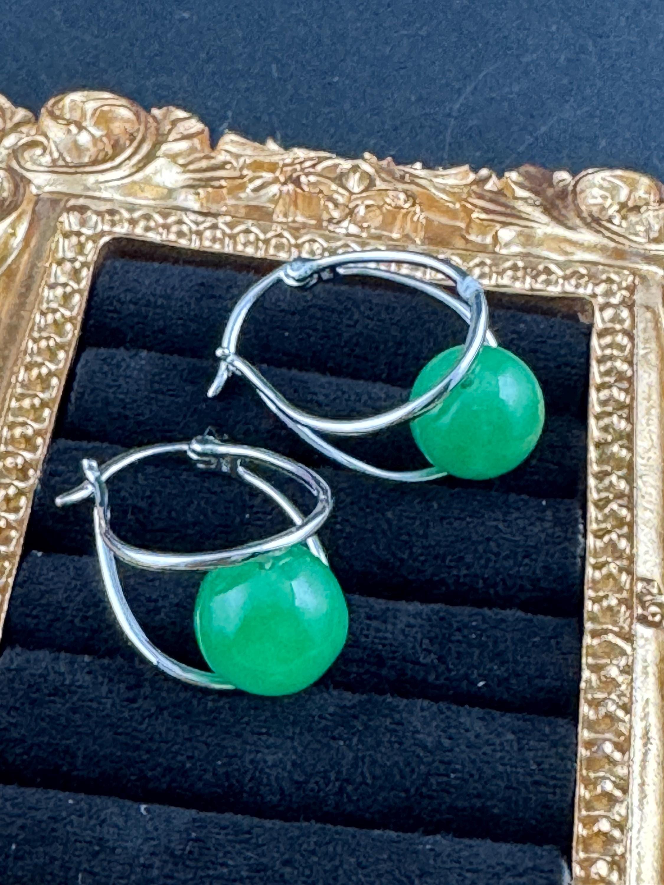 925 sterling silver jade gemstone green 2.5cm hoop earrings for pierced ears 6grams