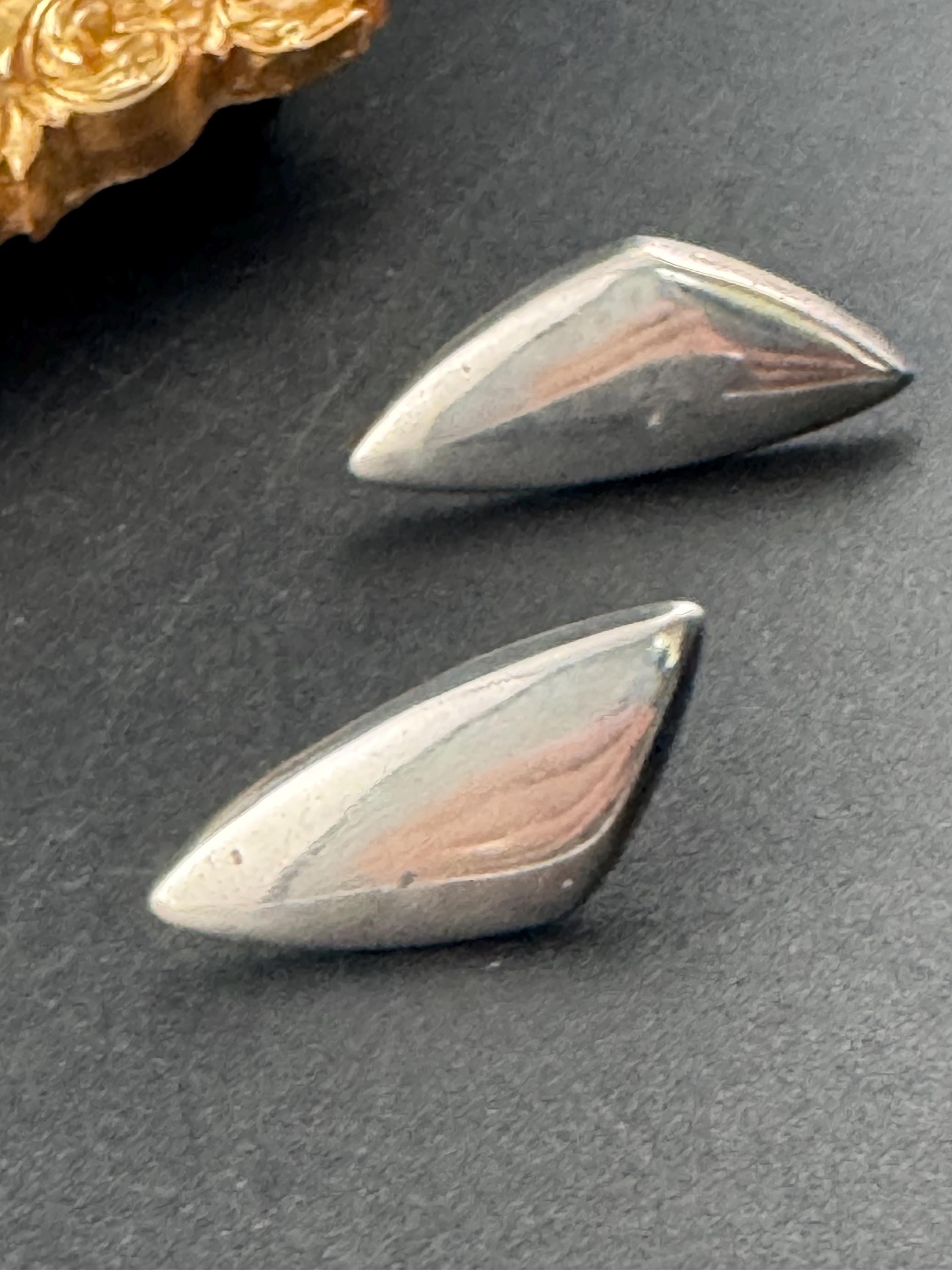 Vintage 925 modernist sterling silver triangular abstract pierced stud earrings 3cm