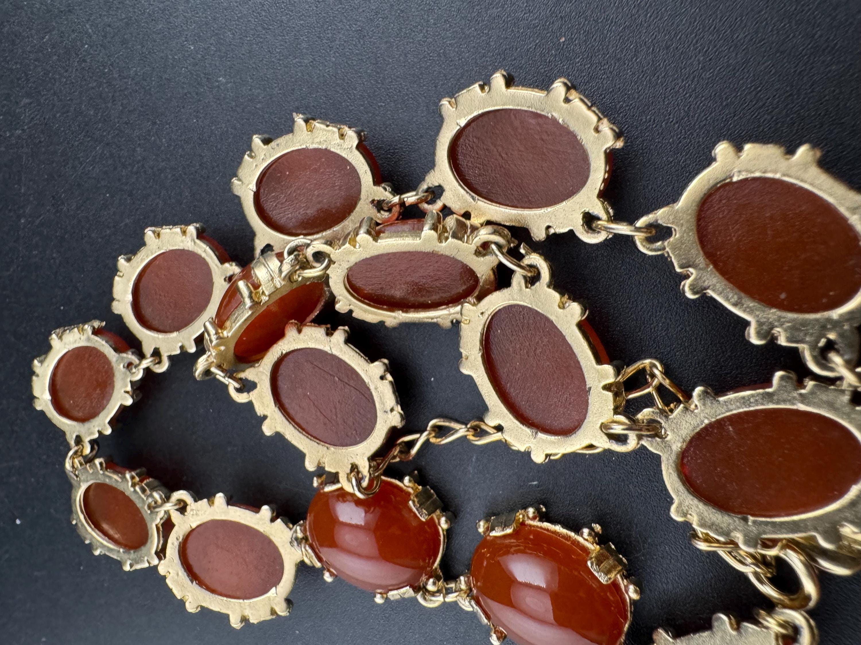 Vintage carnelian glass cabochon necklace, gold tone 1960s
