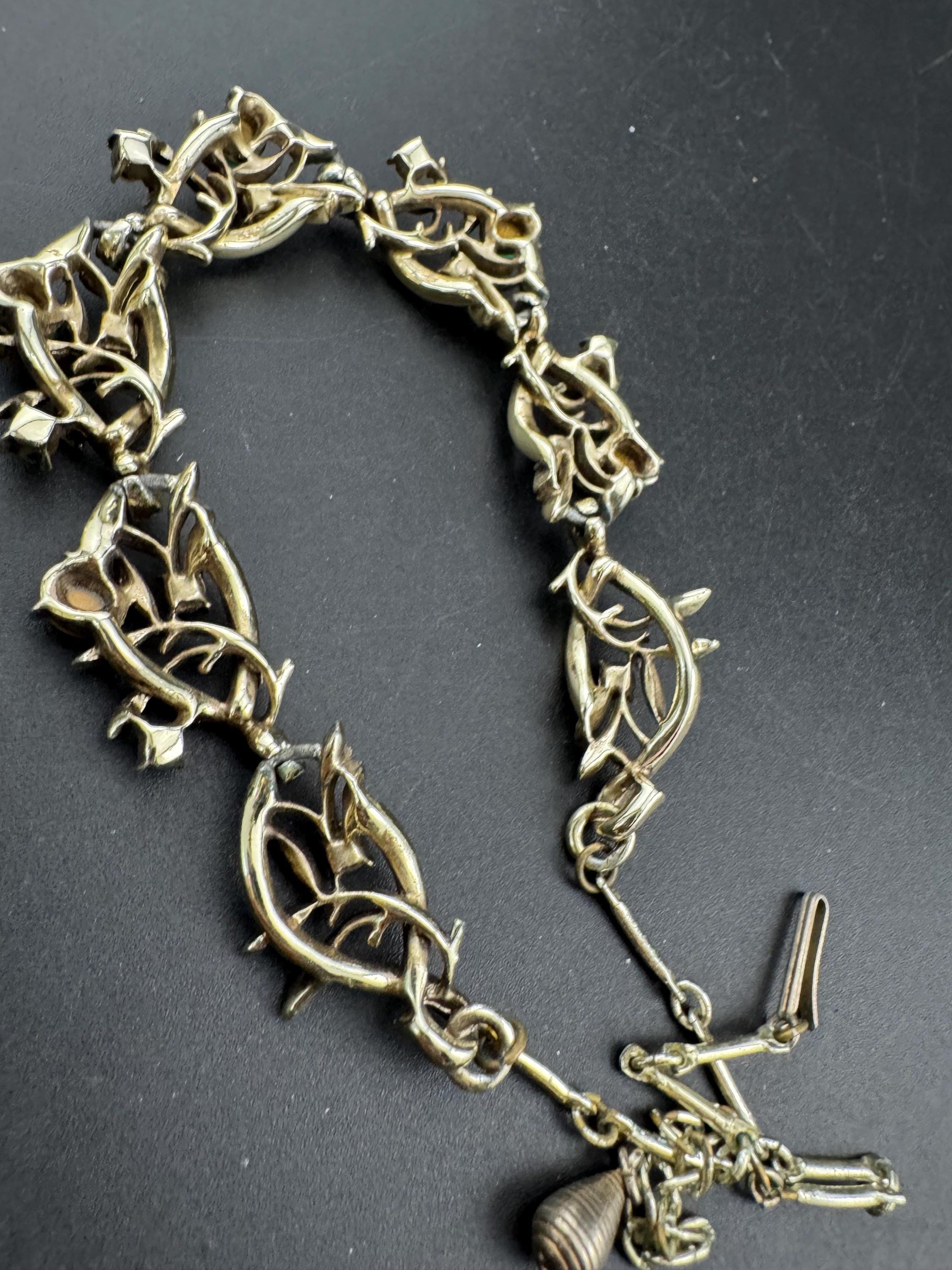 Vintage emerald seed pearl choker necklace, light gold tone with green cabochon stones