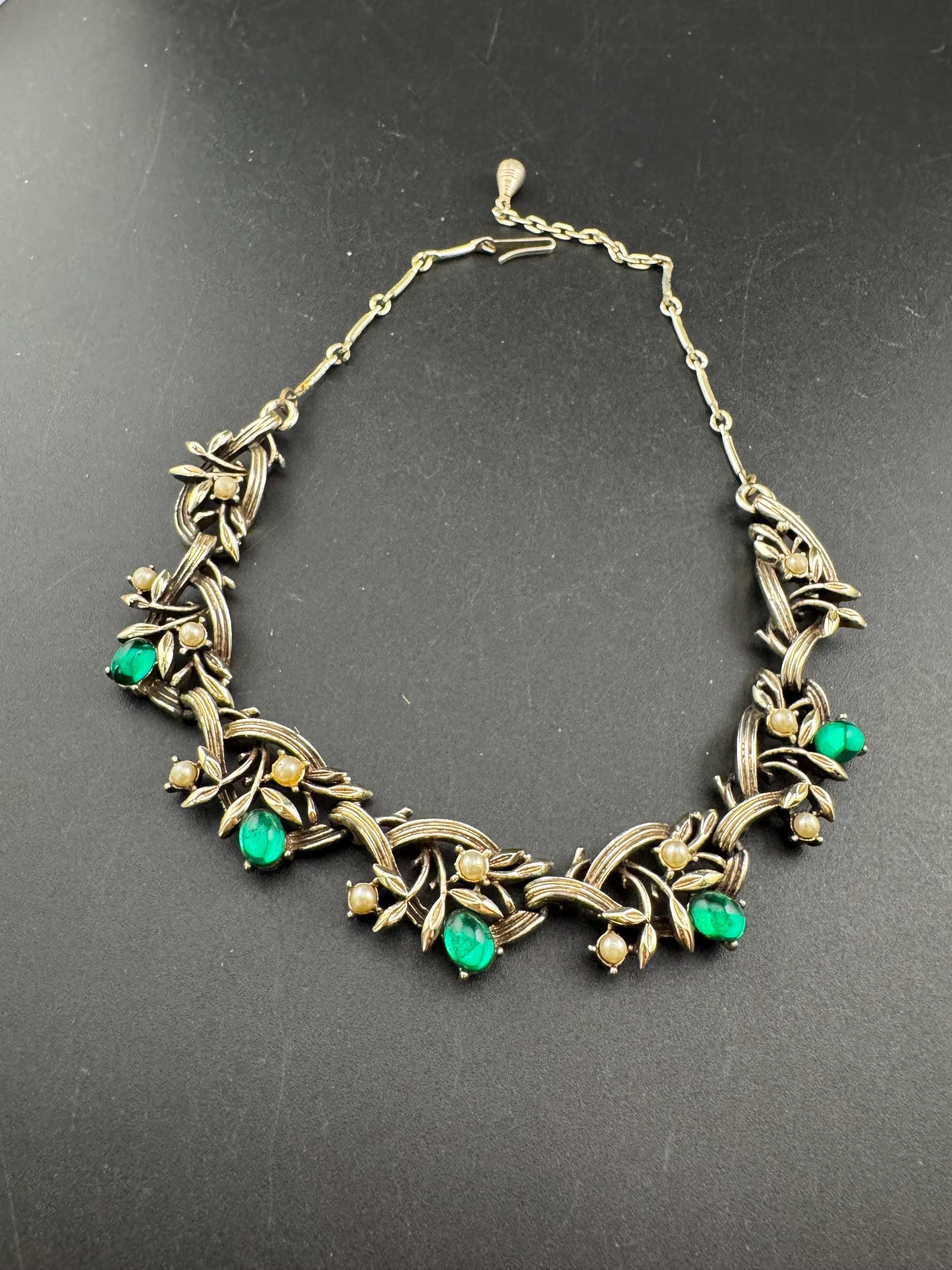 Vintage emerald seed pearl choker necklace, light gold tone with green cabochon stones