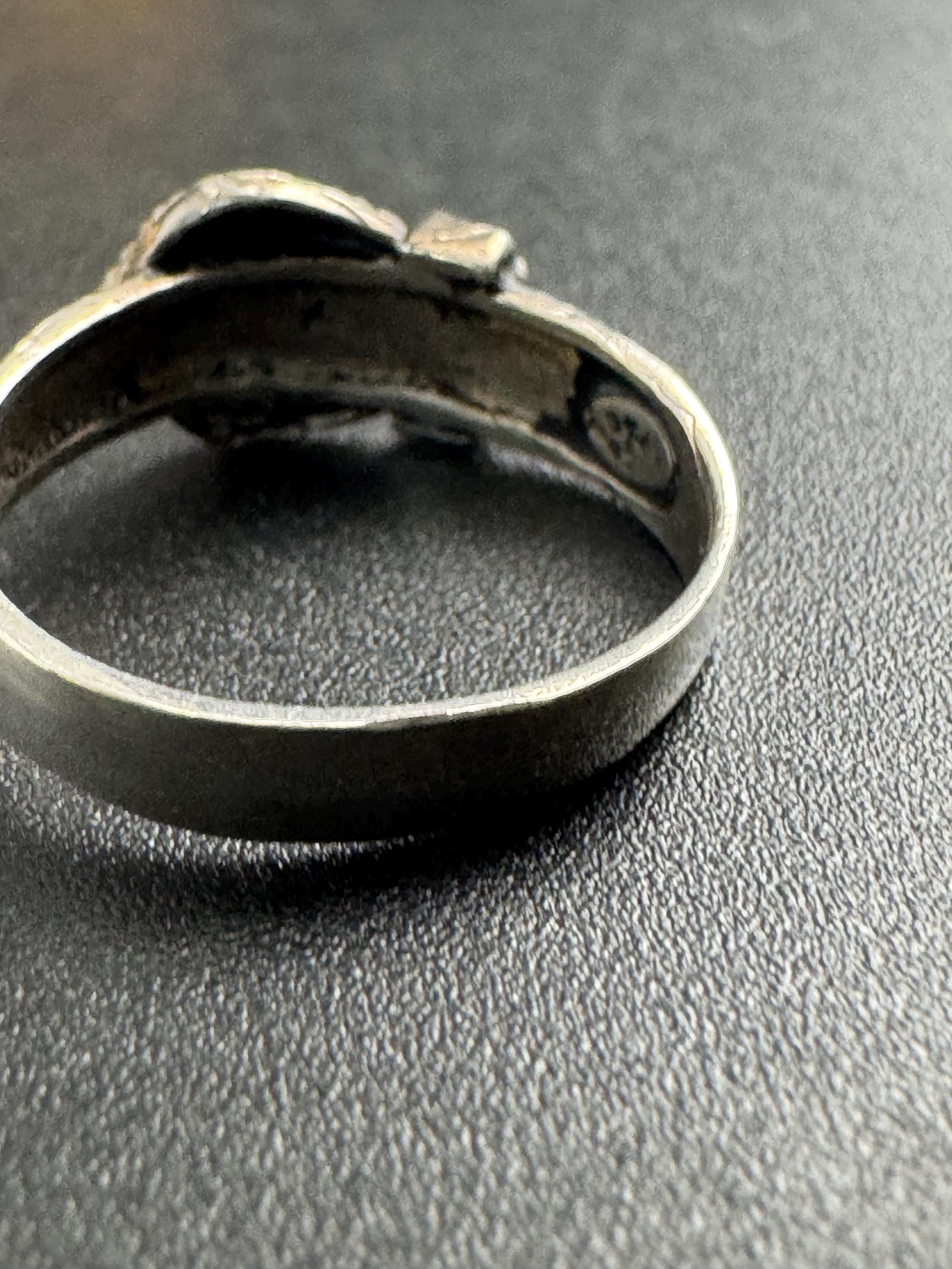 Antique Edwardian sterling silver sapphire paste set buckle ring size P