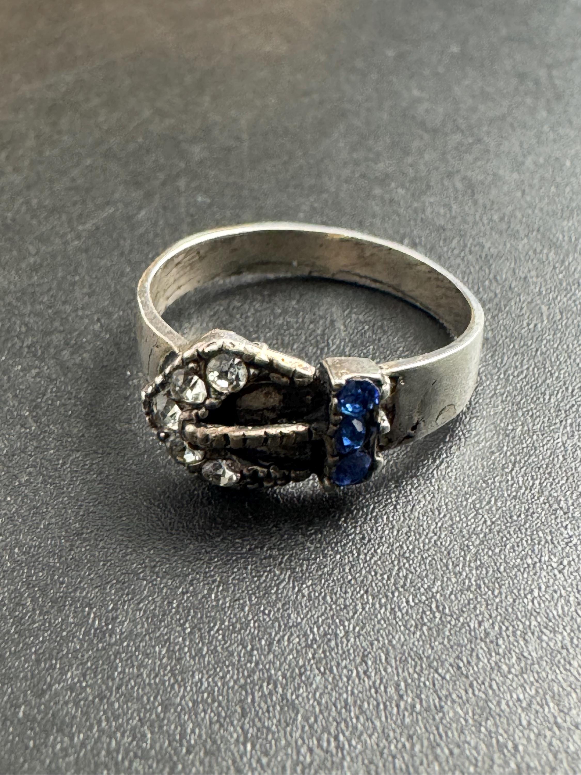 Antique Edwardian sterling silver sapphire paste set buckle ring size P