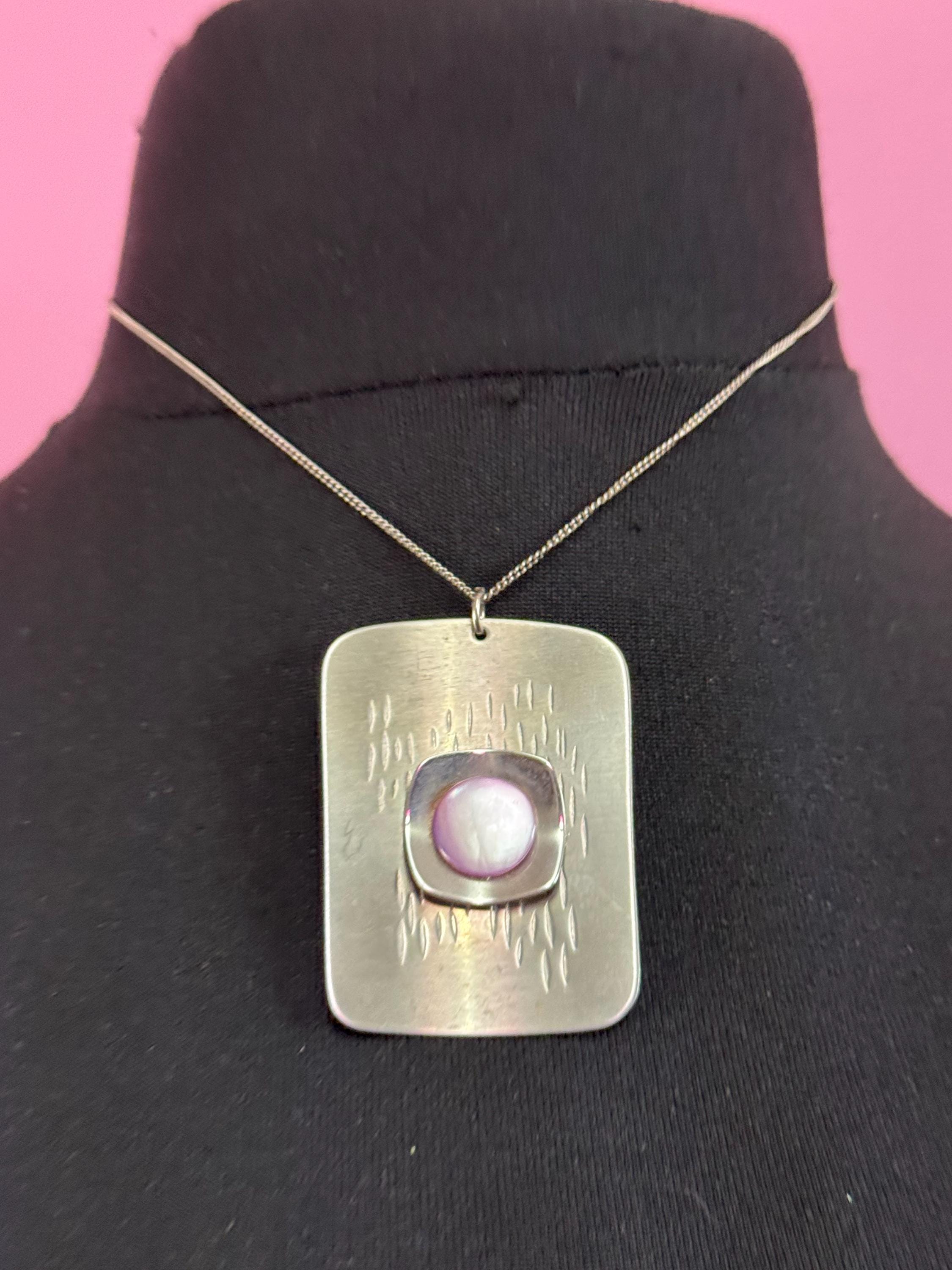 Signed peak stainless steel pink glass cabochon pendant necklace, Vintage 1970s
