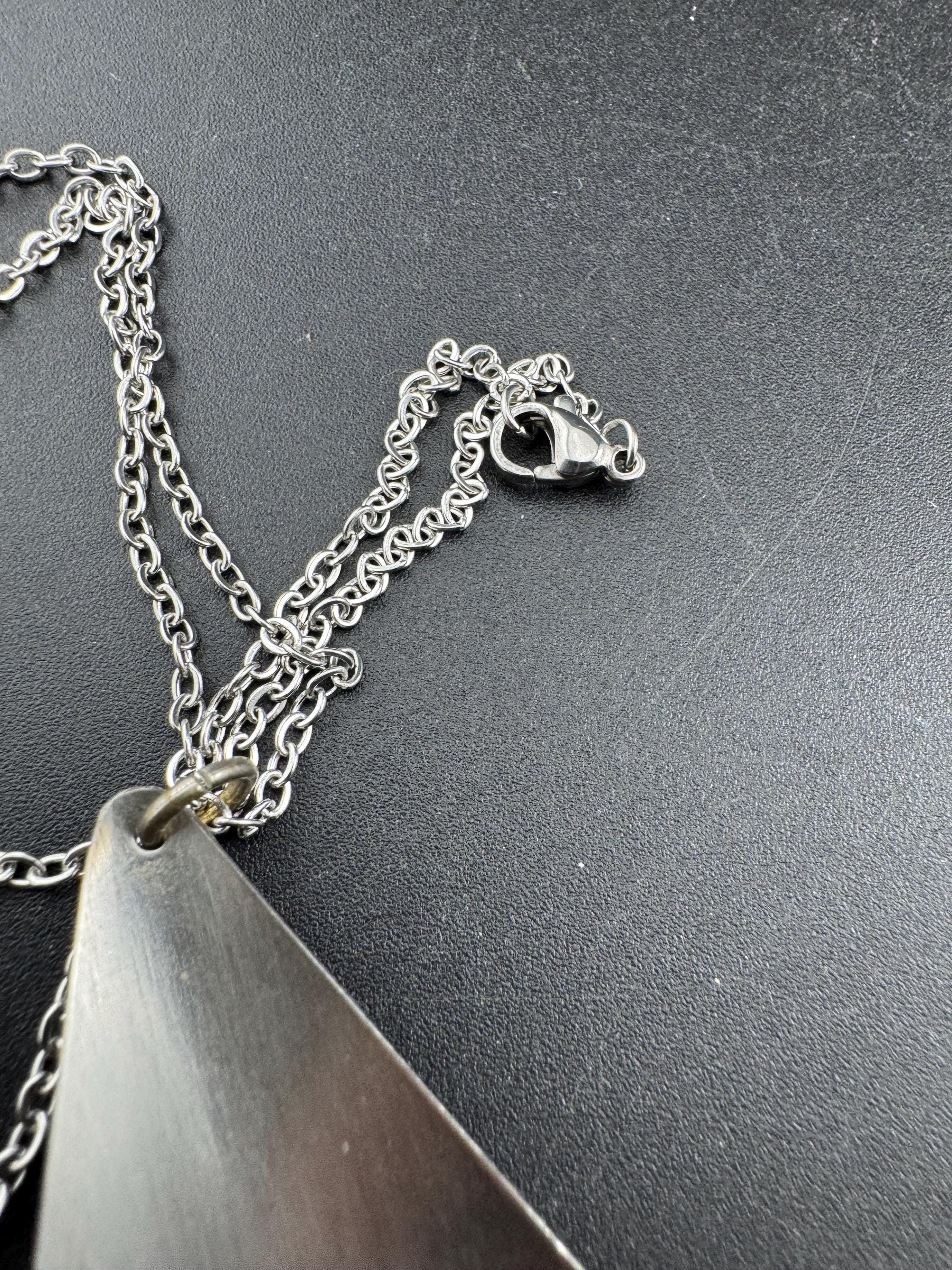 stainless steel purple Rivoli crystal pendant necklace, Vintage 1970s