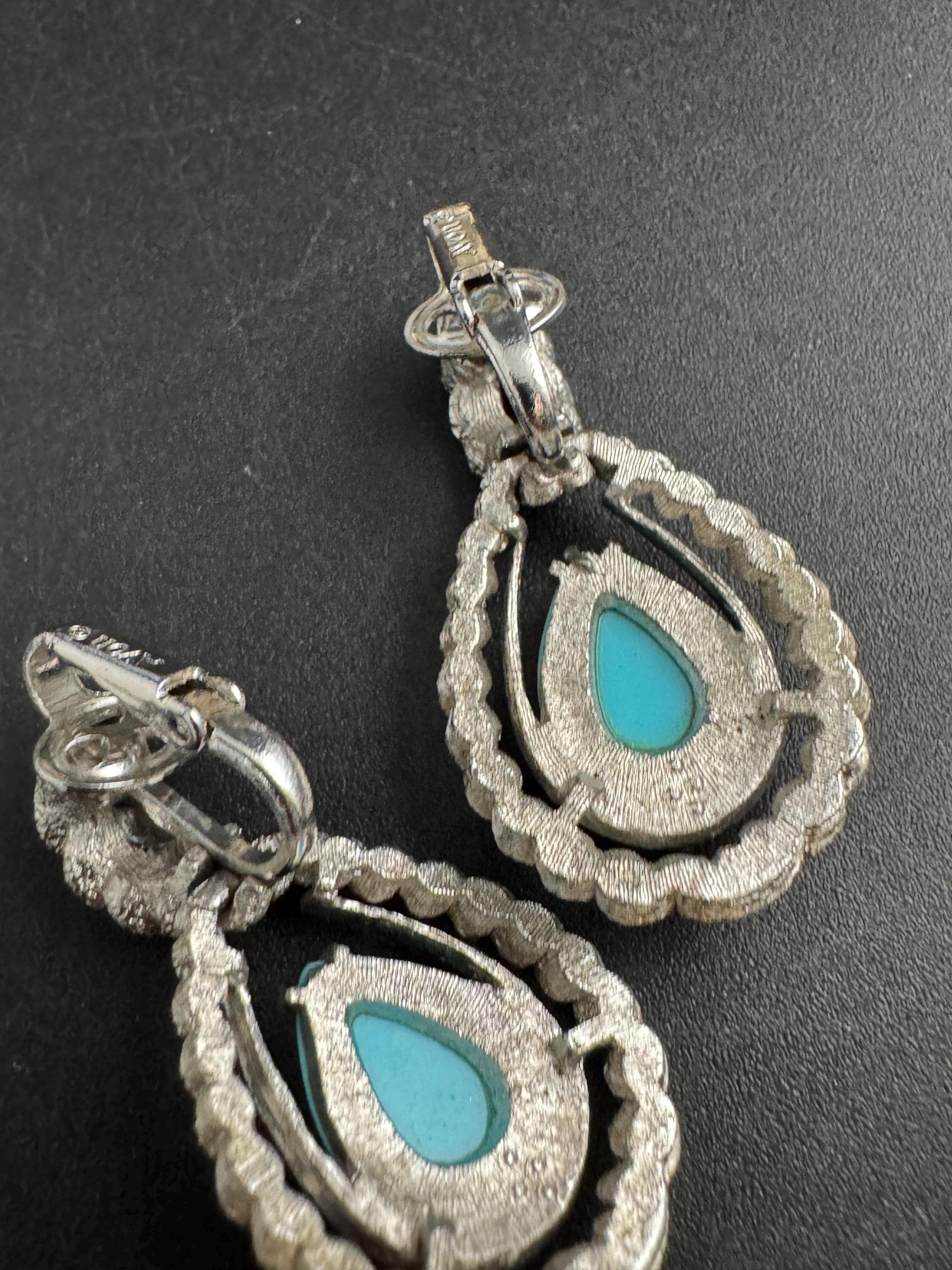 Signed Avon pair turquoise blue teardrop Clip On Earrings, dangly silvertone