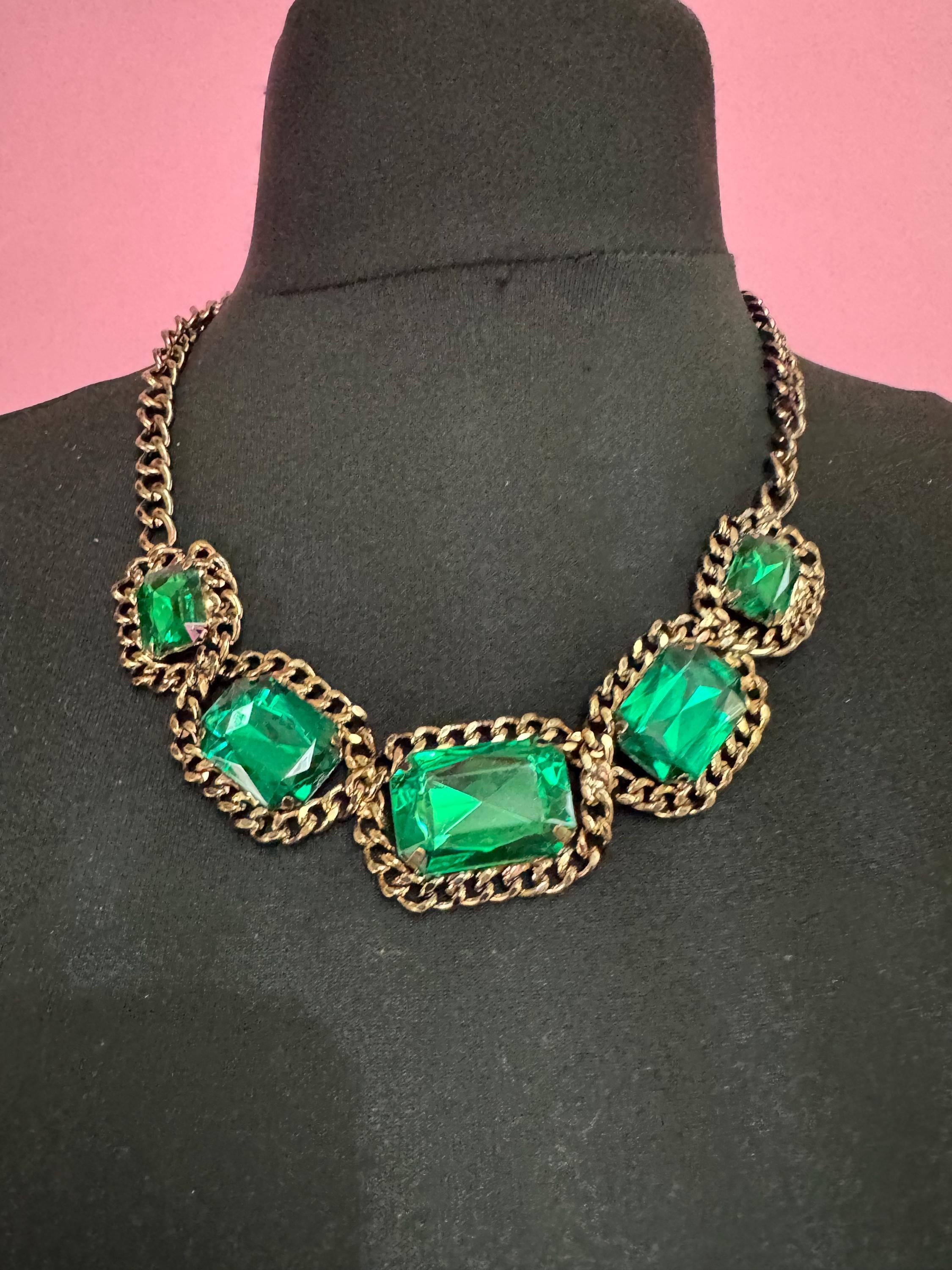 emerald green rhinestone necklace, retro acrylic diamanté stones