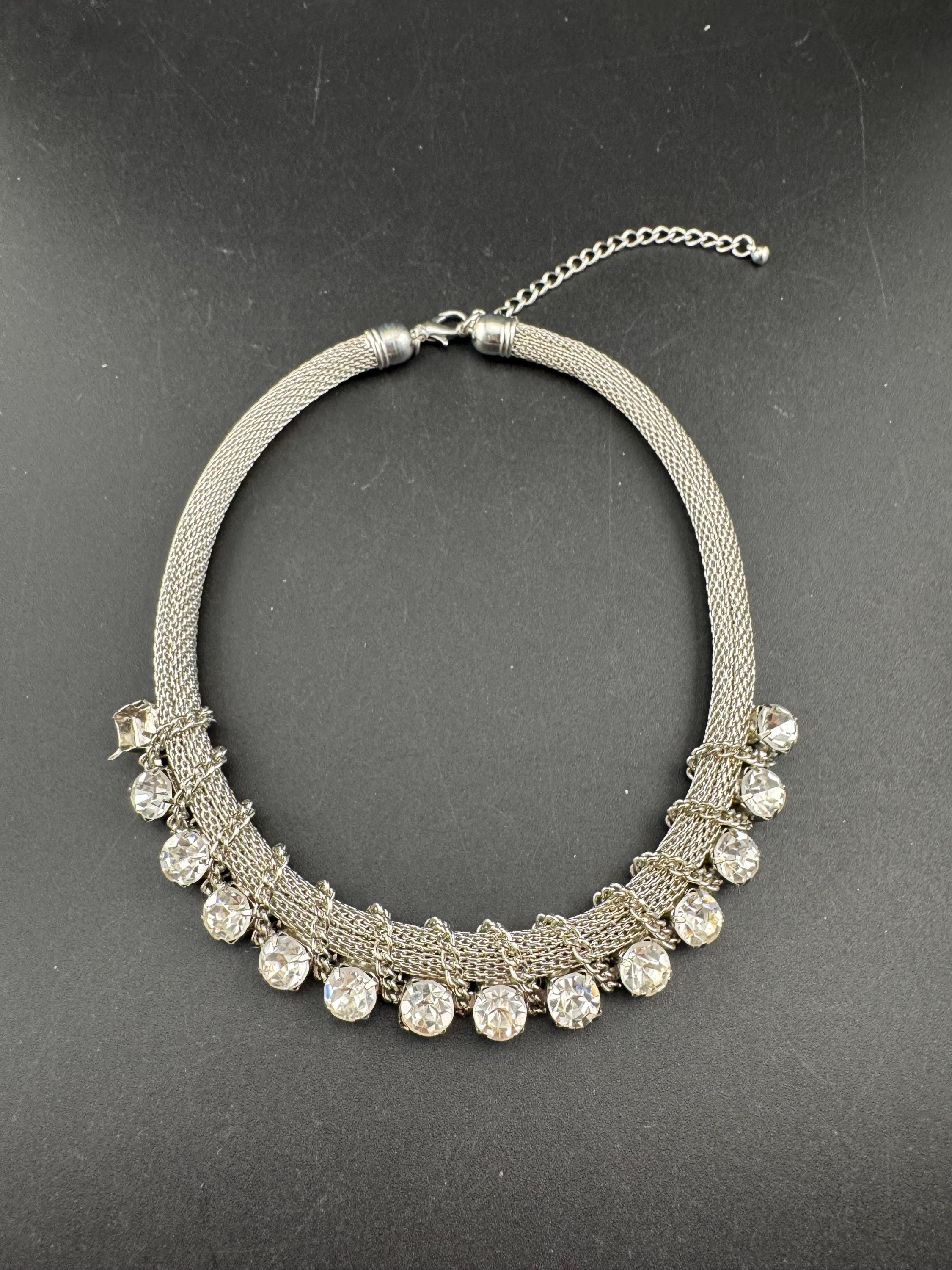 Retro mesh clear rhinestone diamanté choker necklace, silver tone