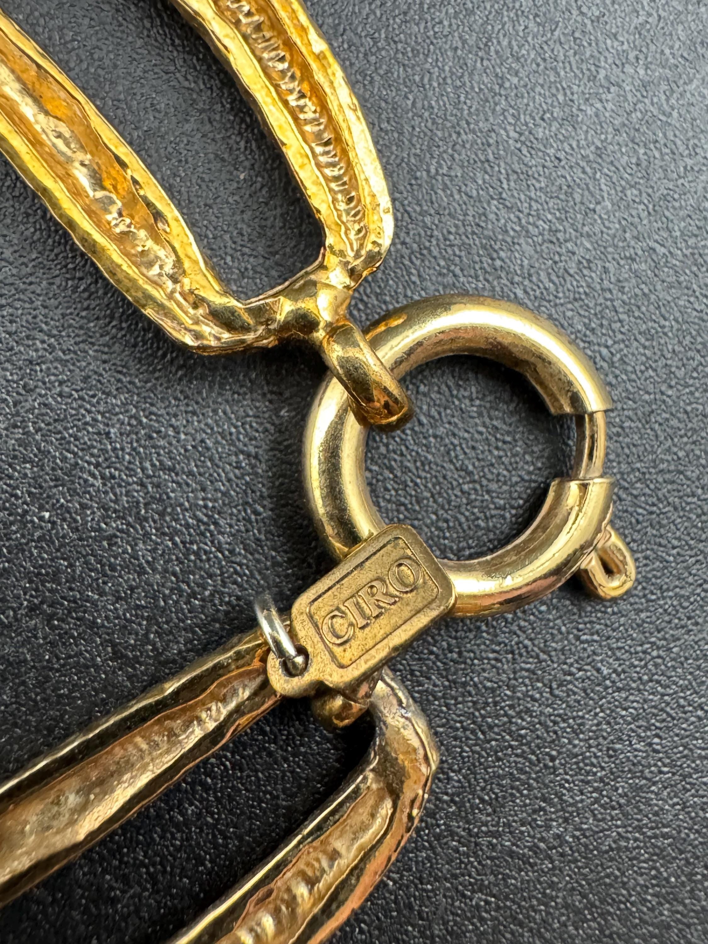 Signed CIRO antique gold tone collar chain necklace