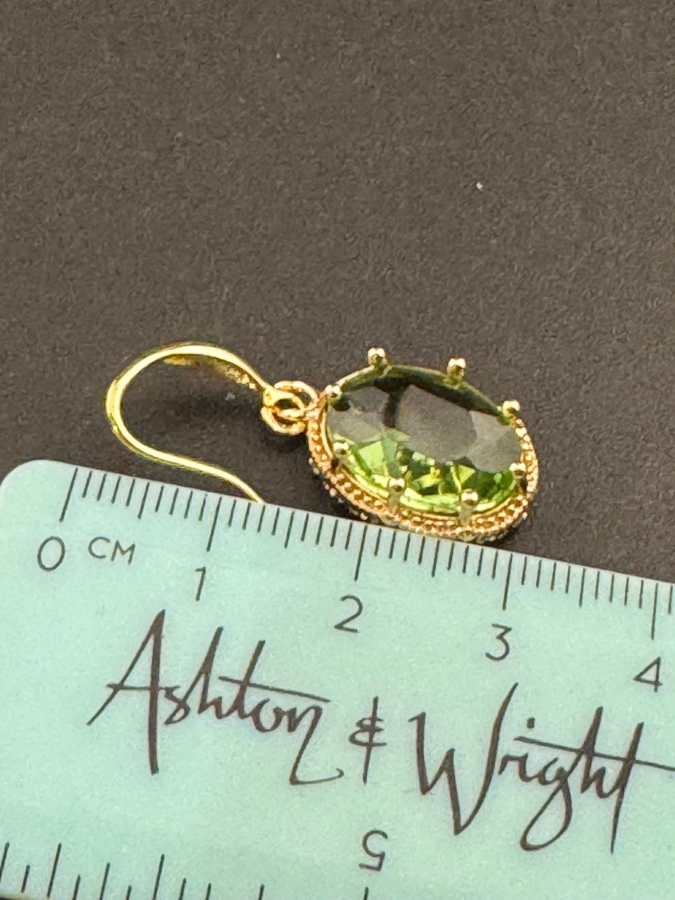 Light green oval glass drop earrings, 18k gold plated