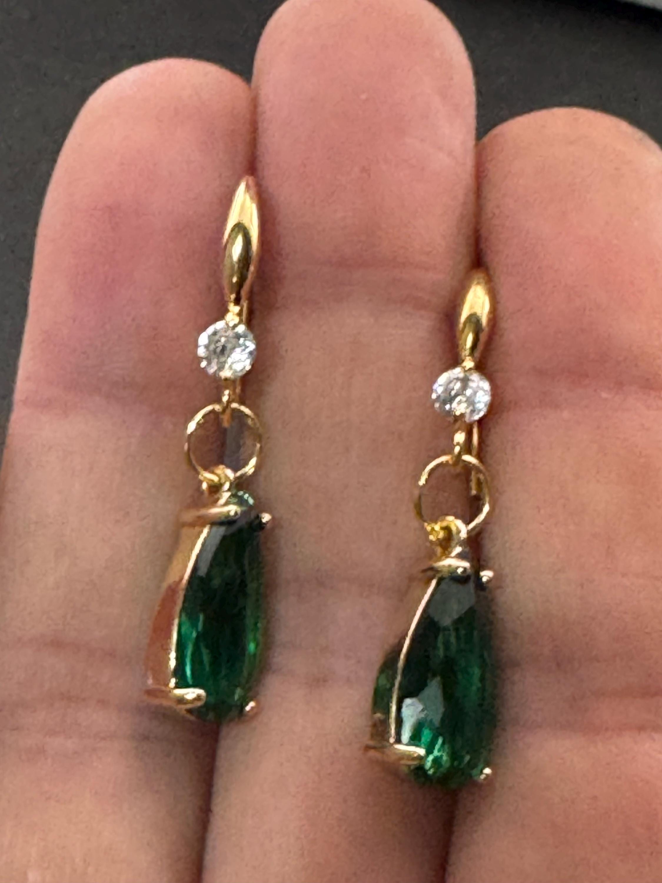 18k GP emerald green crystal diamanté drop earrings, teardrop
