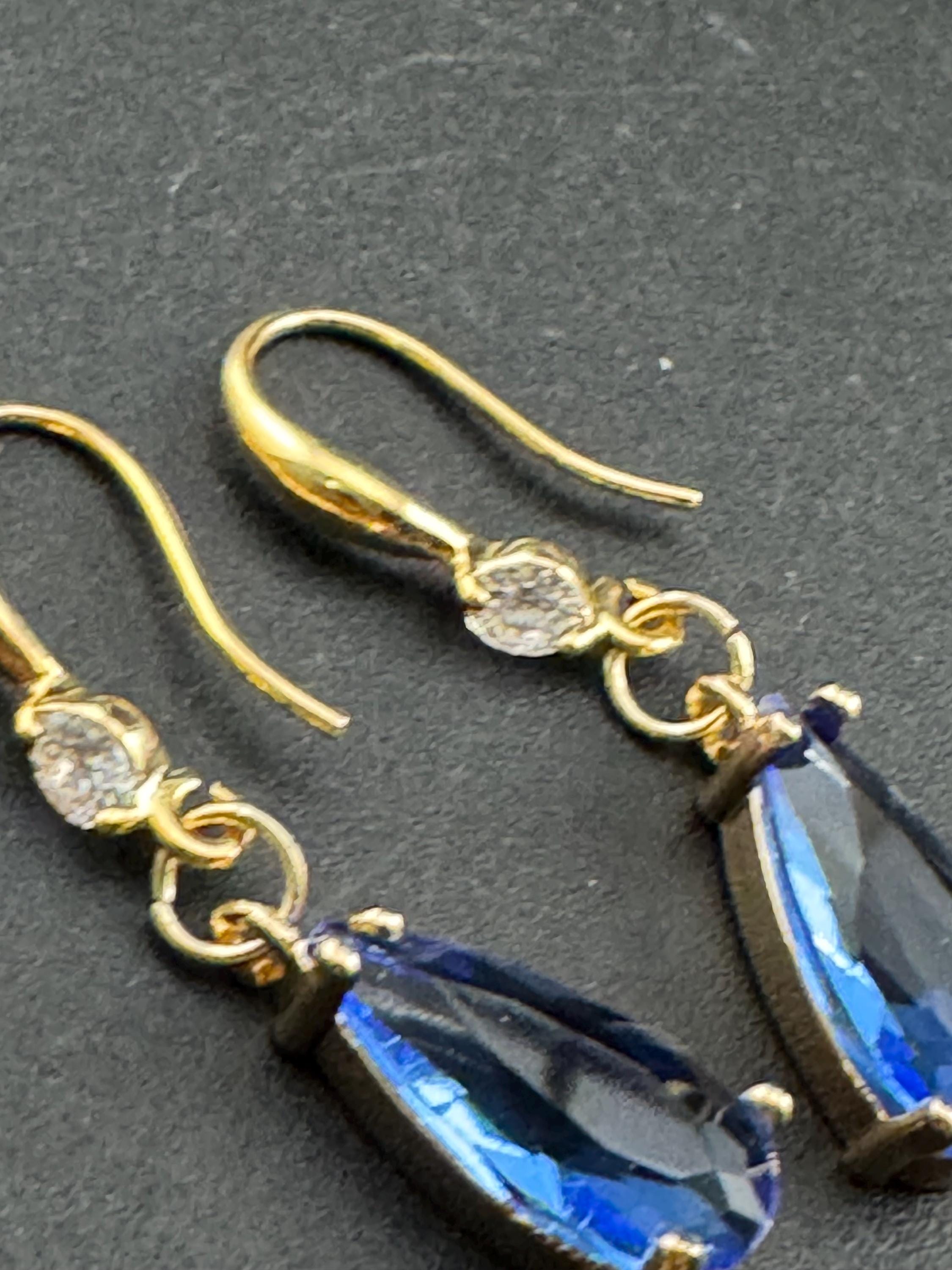 18k GP sapphire blue crystal diamanté drop earrings, teardrop
