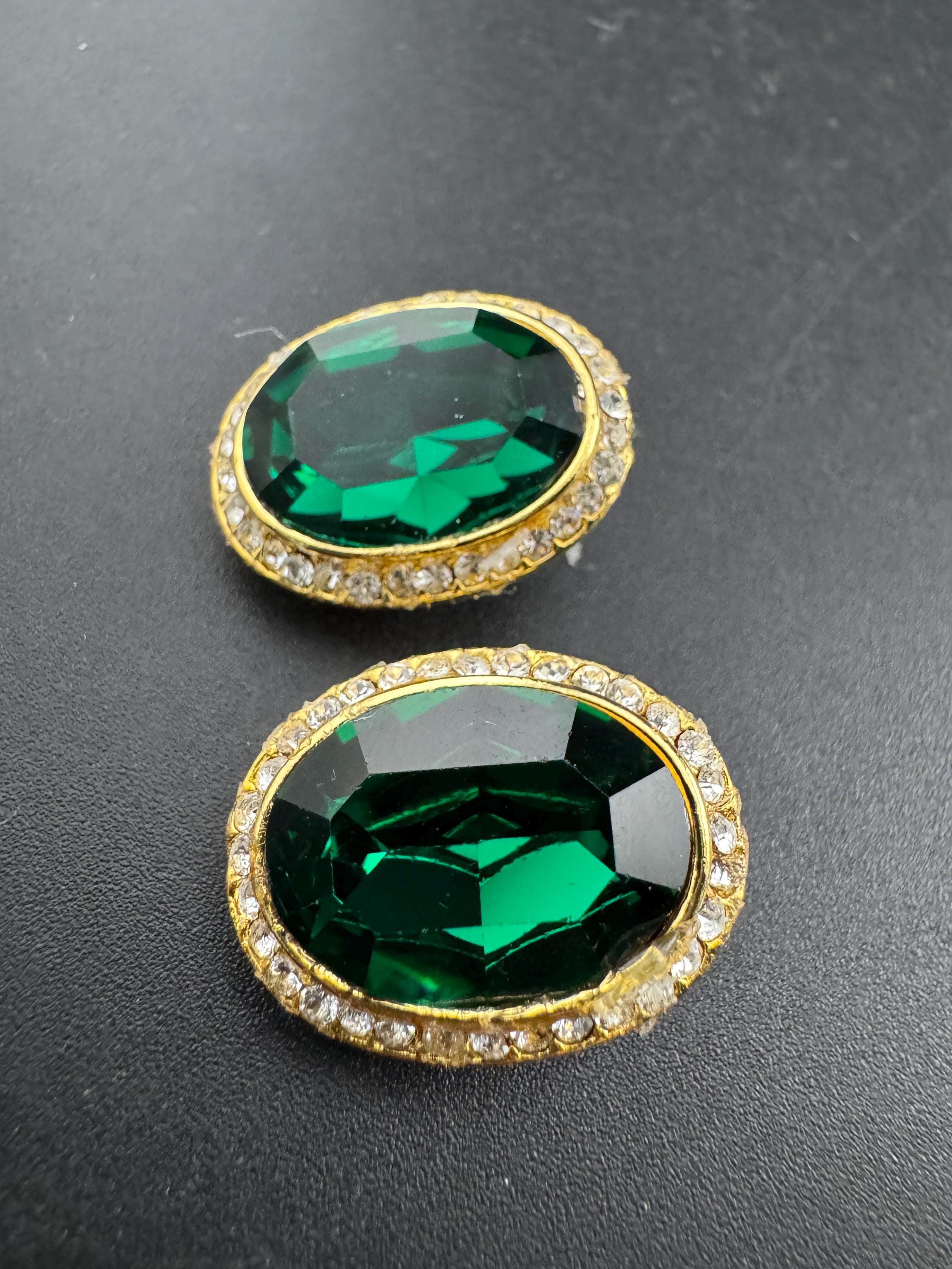 Emerald Green oval Crystal Earrings: Swarovski, Gold Tone, 1980s Stock
