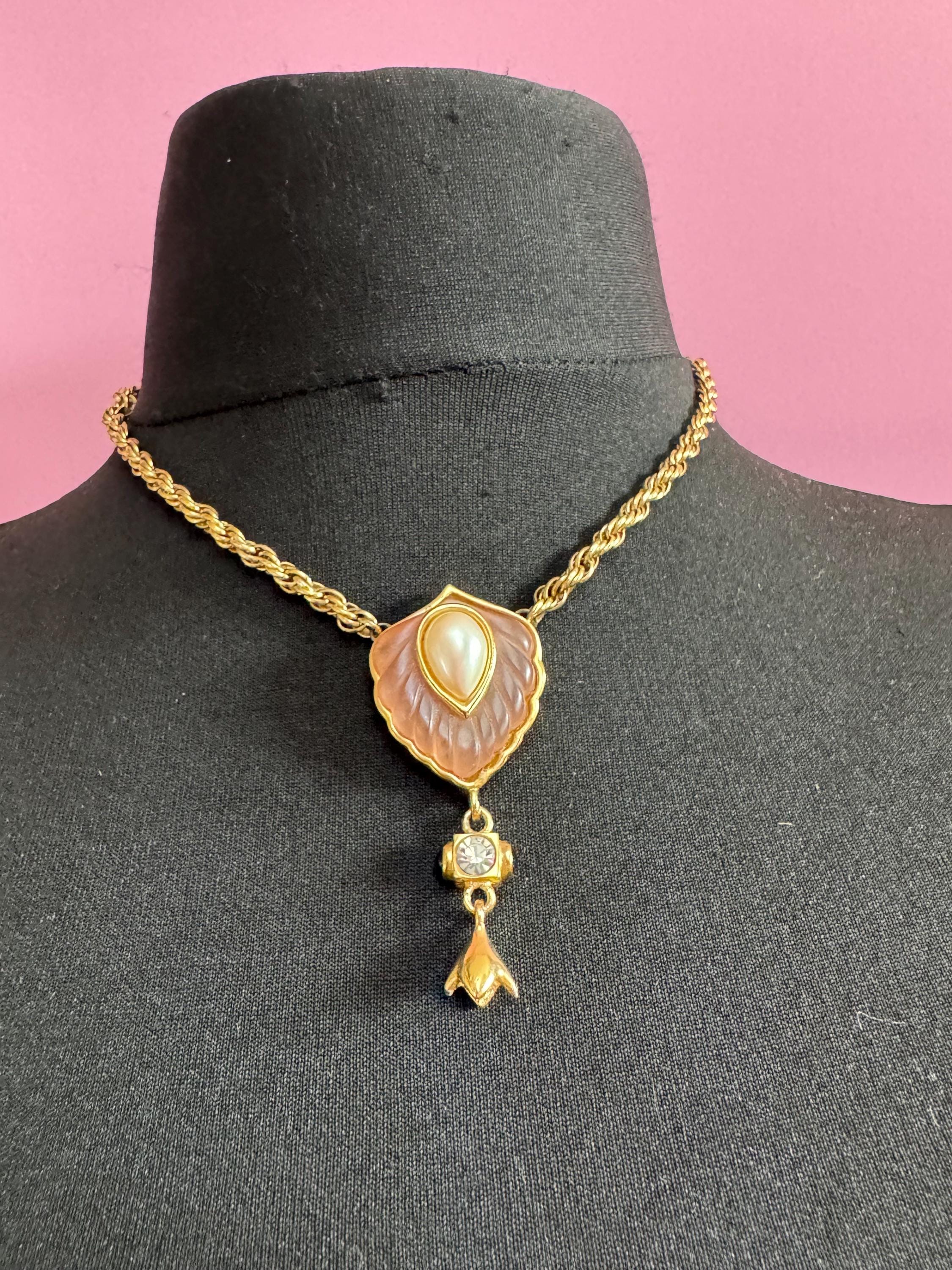 Signed RICHELIEU frosted pink and pearl teardrop necklace , designer gold tone