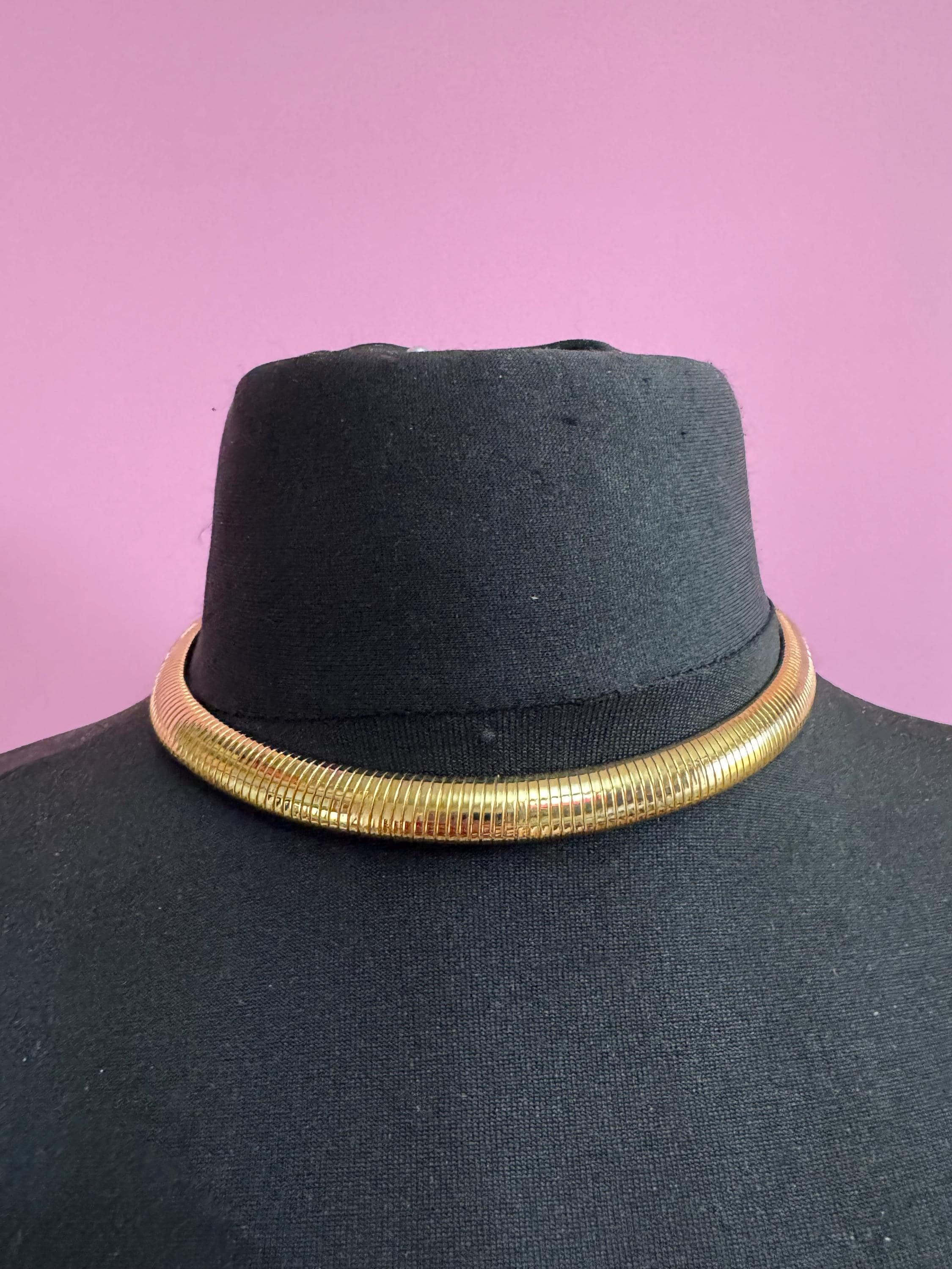 Vintage 12mm wide omega link choker necklace, gold tone