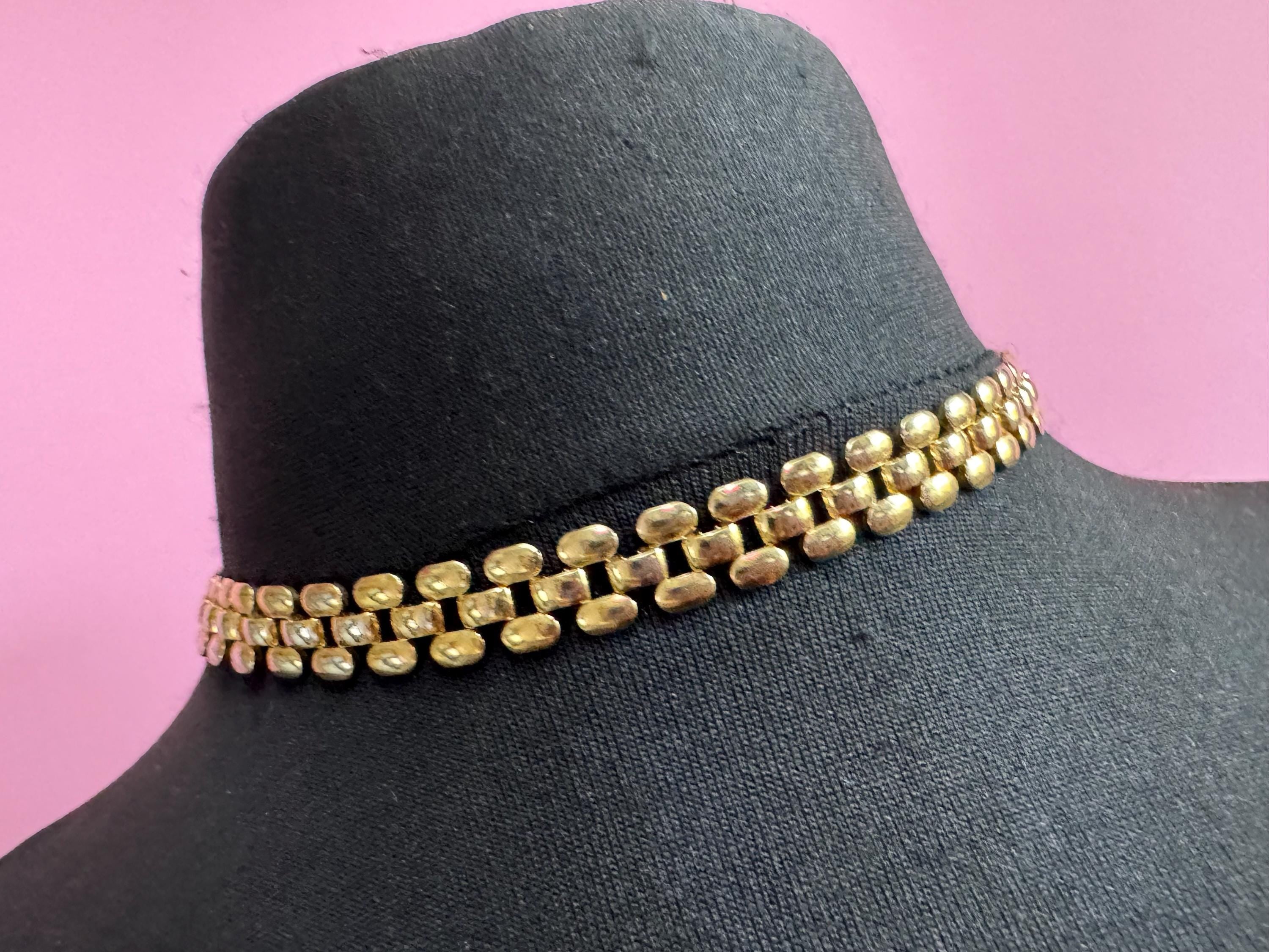 Retro 1980s slim panther link gold tone choker necklace