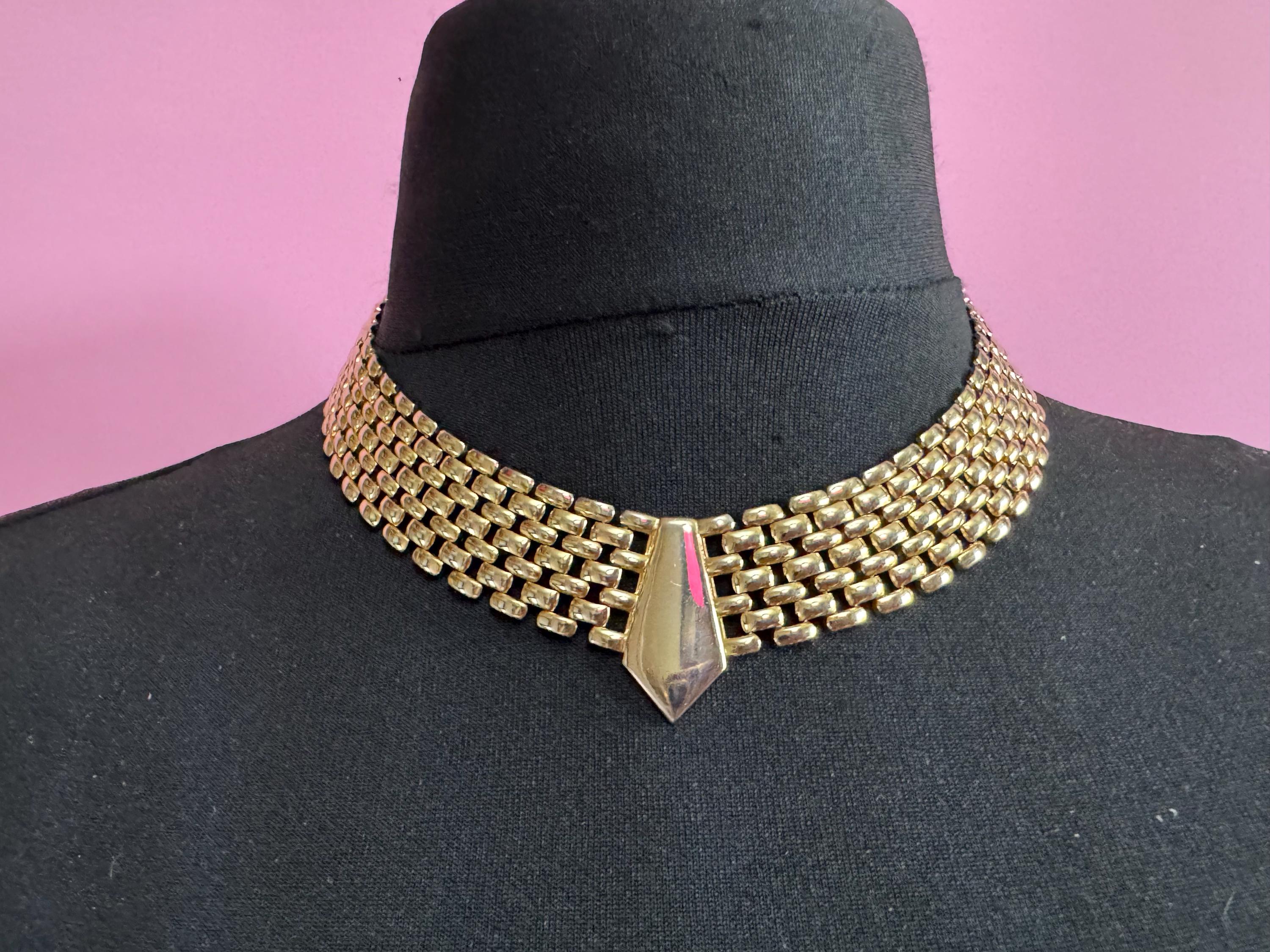 Retro 1980s wide brick panther link gold tone choker necklace 45cm