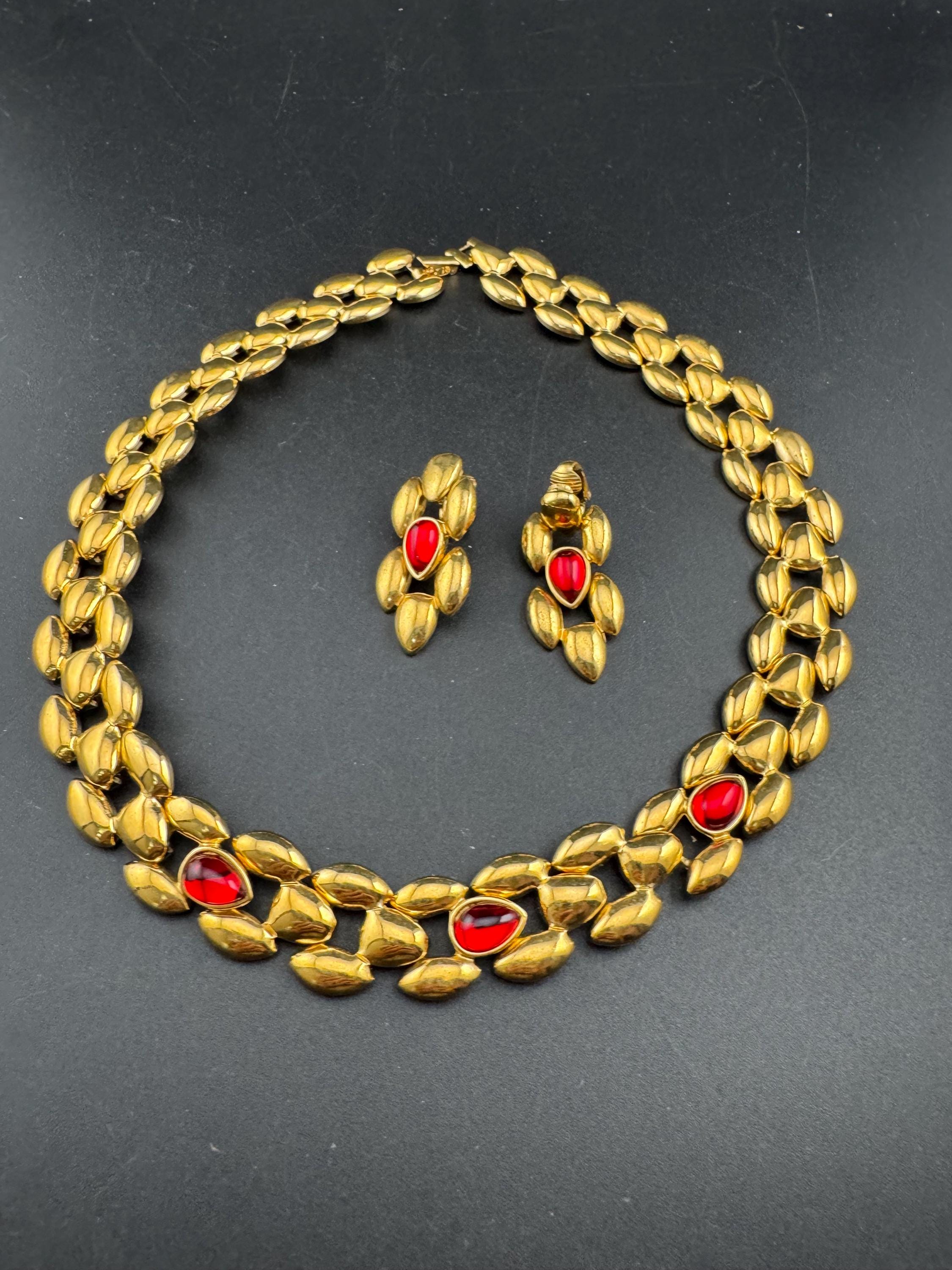 Retro 1980s Ruby red cabochon panther link necklace and clip on earrings, jewellery set