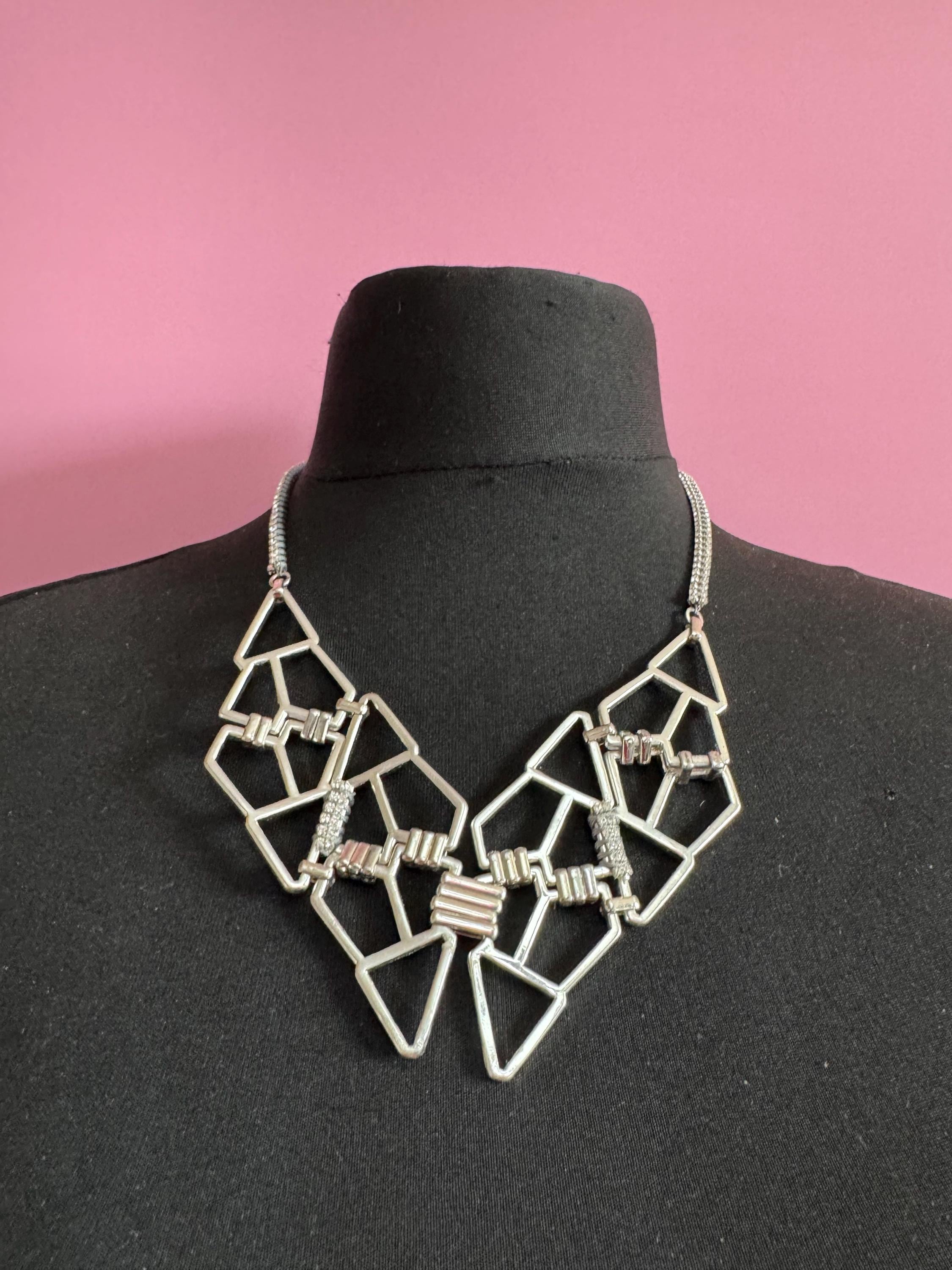 Swarovski Crystal geometric Choker: Retro statement Necklace