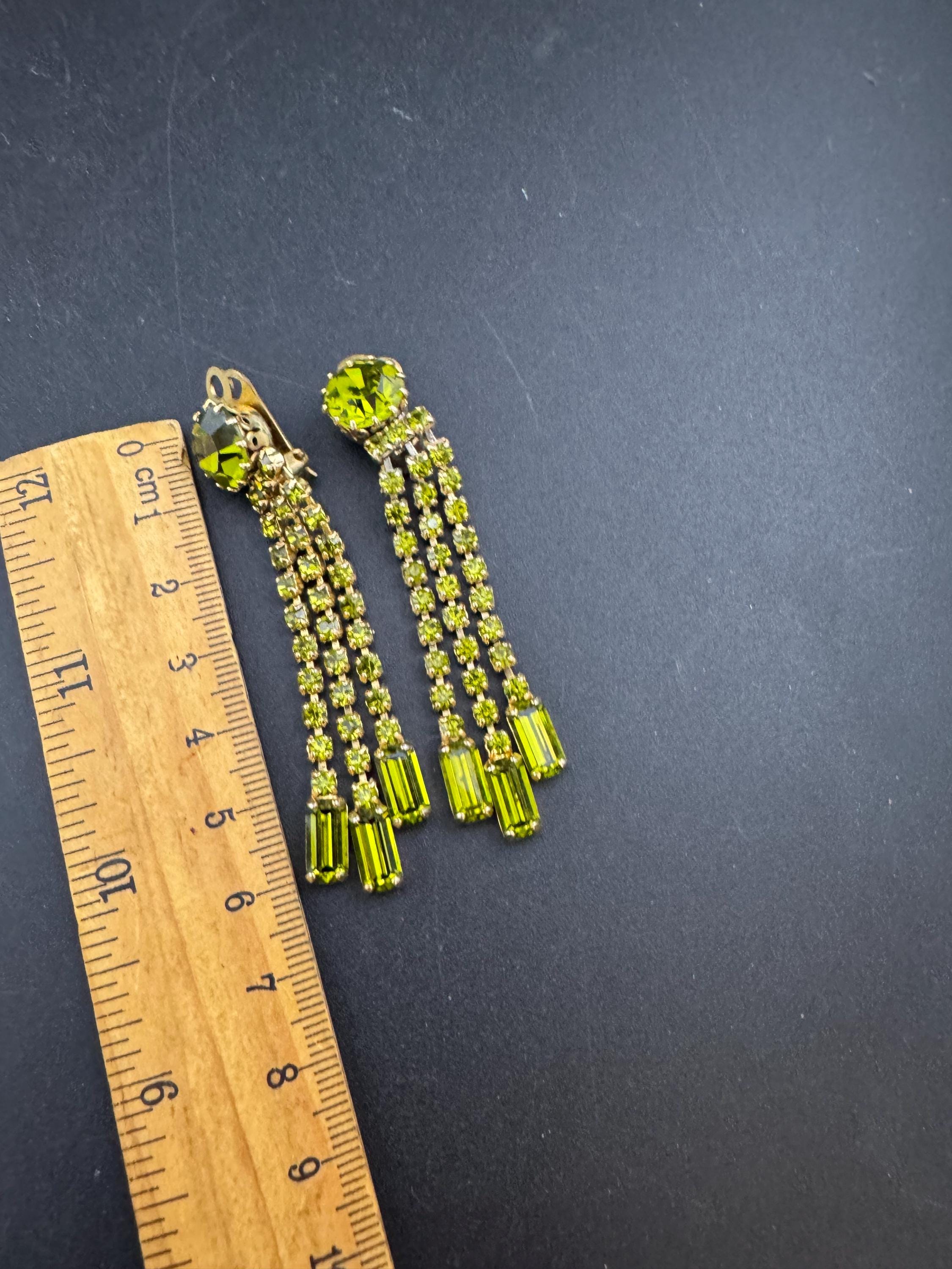 Vintage Emerald rhinestone 6cm Drop Clip On Earrings, Gold Tone Art deco style earrings