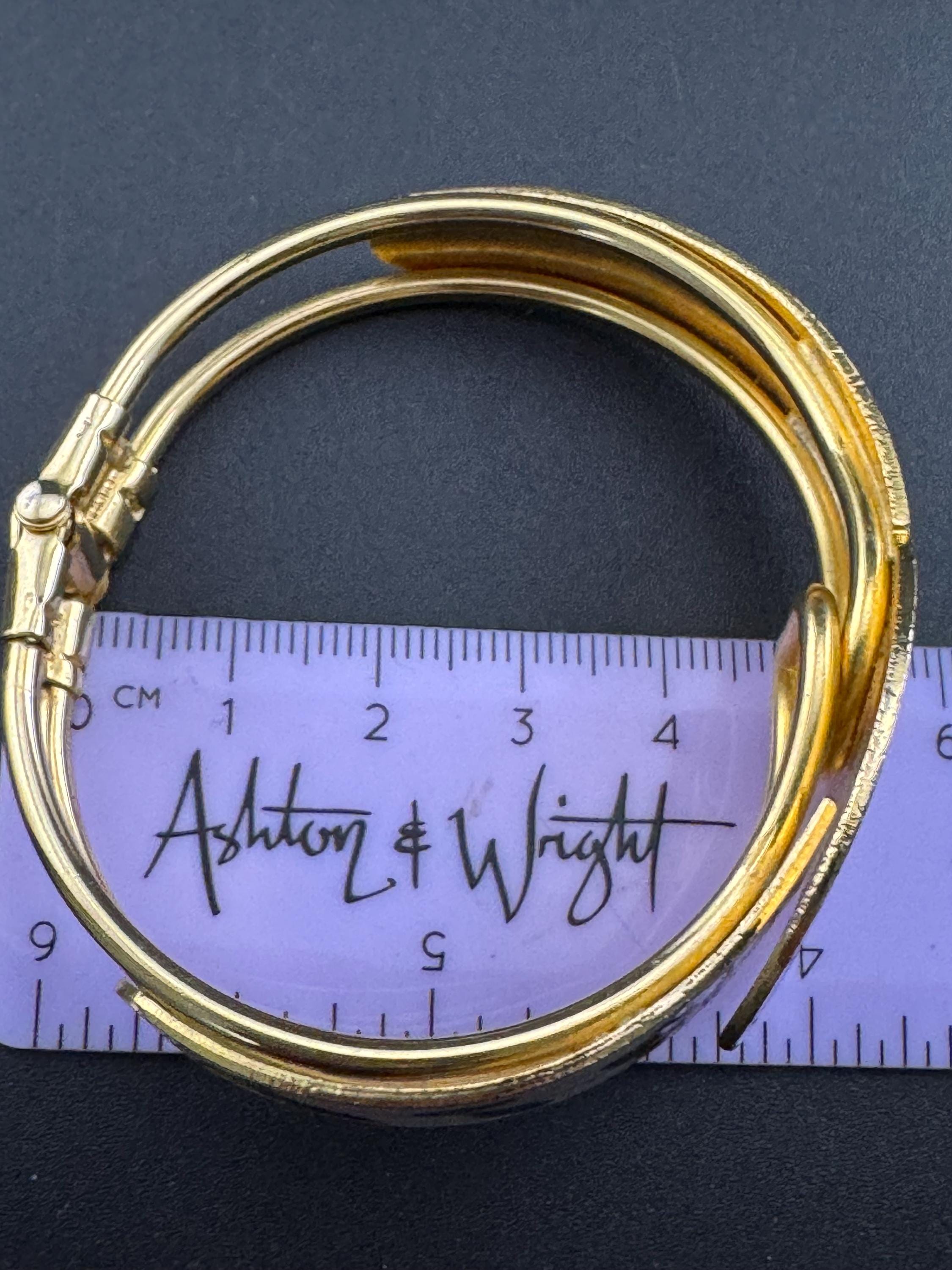 Vintage white blue enamel cloisonne clamper bangle: floral design 1980s 1990s