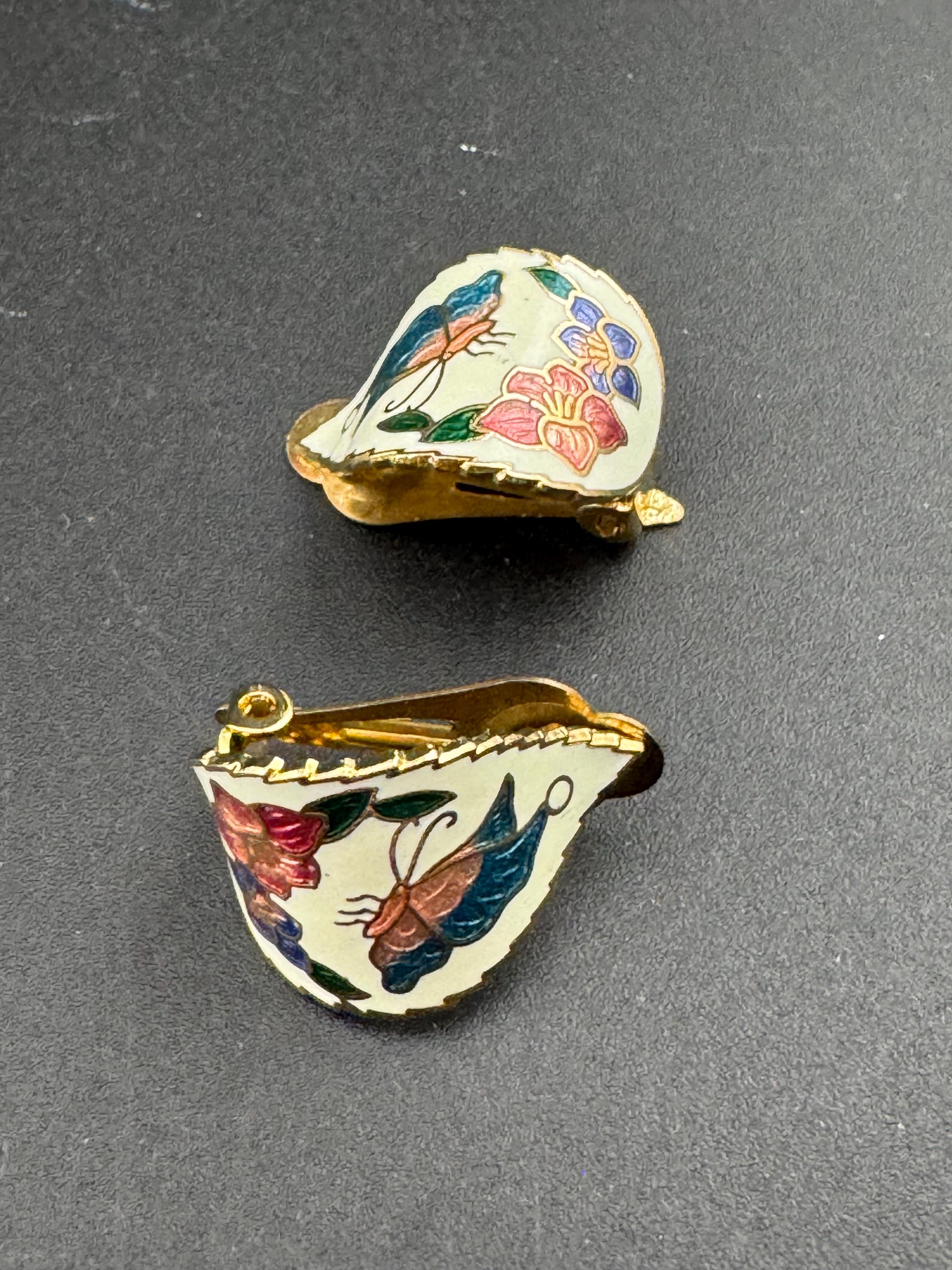 Vintage Cloisonné Enamel Clip On butterfly Earrings: Geometric Half Hoop, white Gold Tone