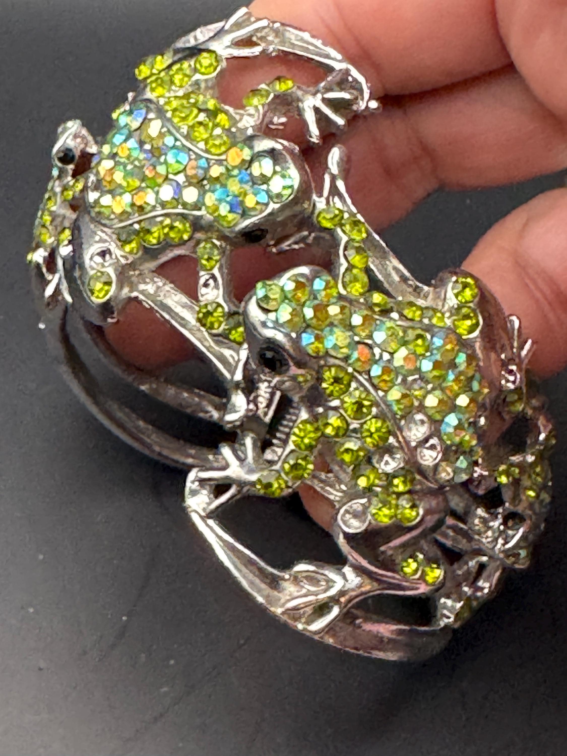 Novelty diamanté frog Clamper Bangle, green ab crystal silver tone rhinestone Bracelet.