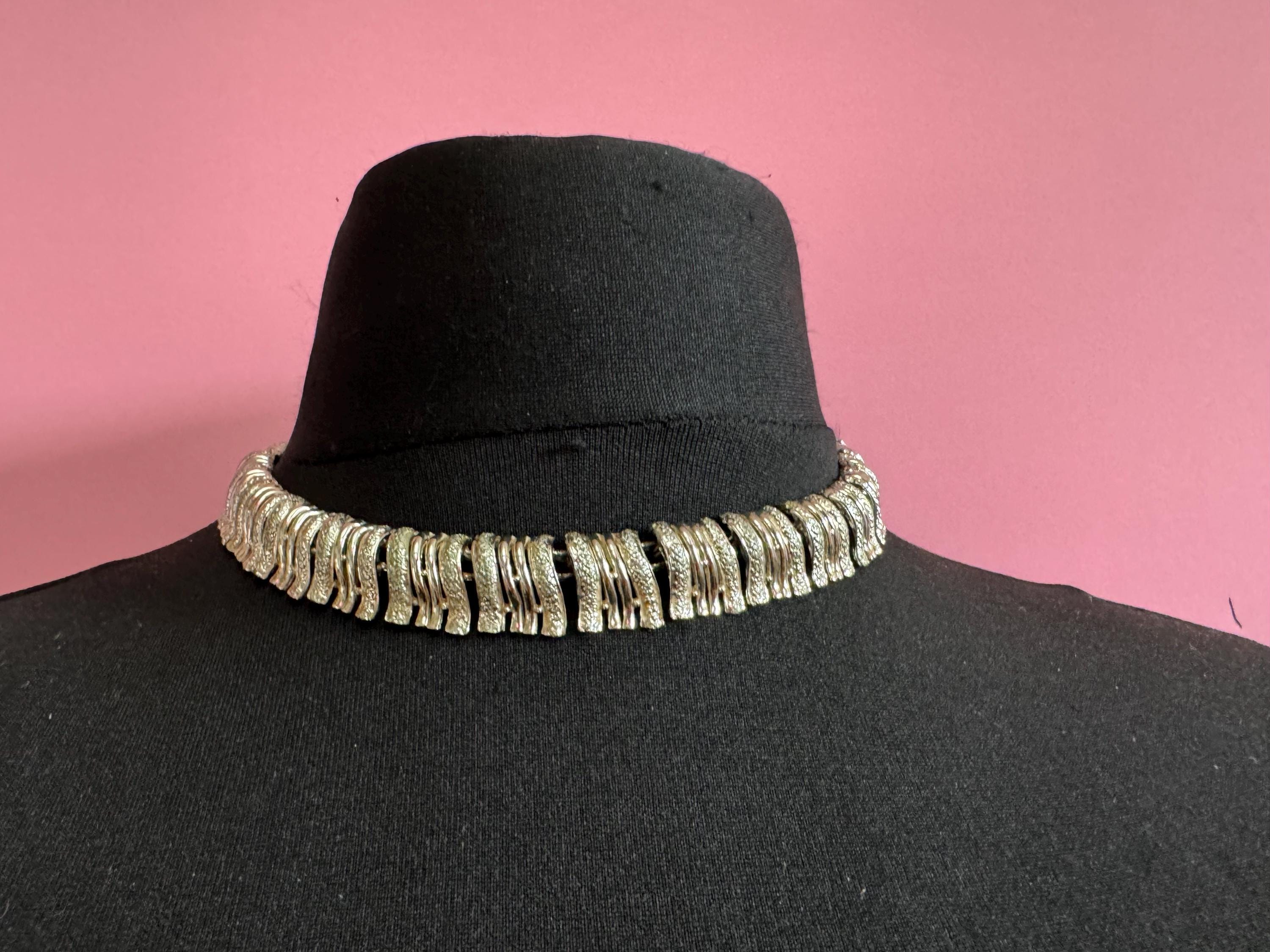 Vintage wide panel Link choker necklace, silver tone 1950s