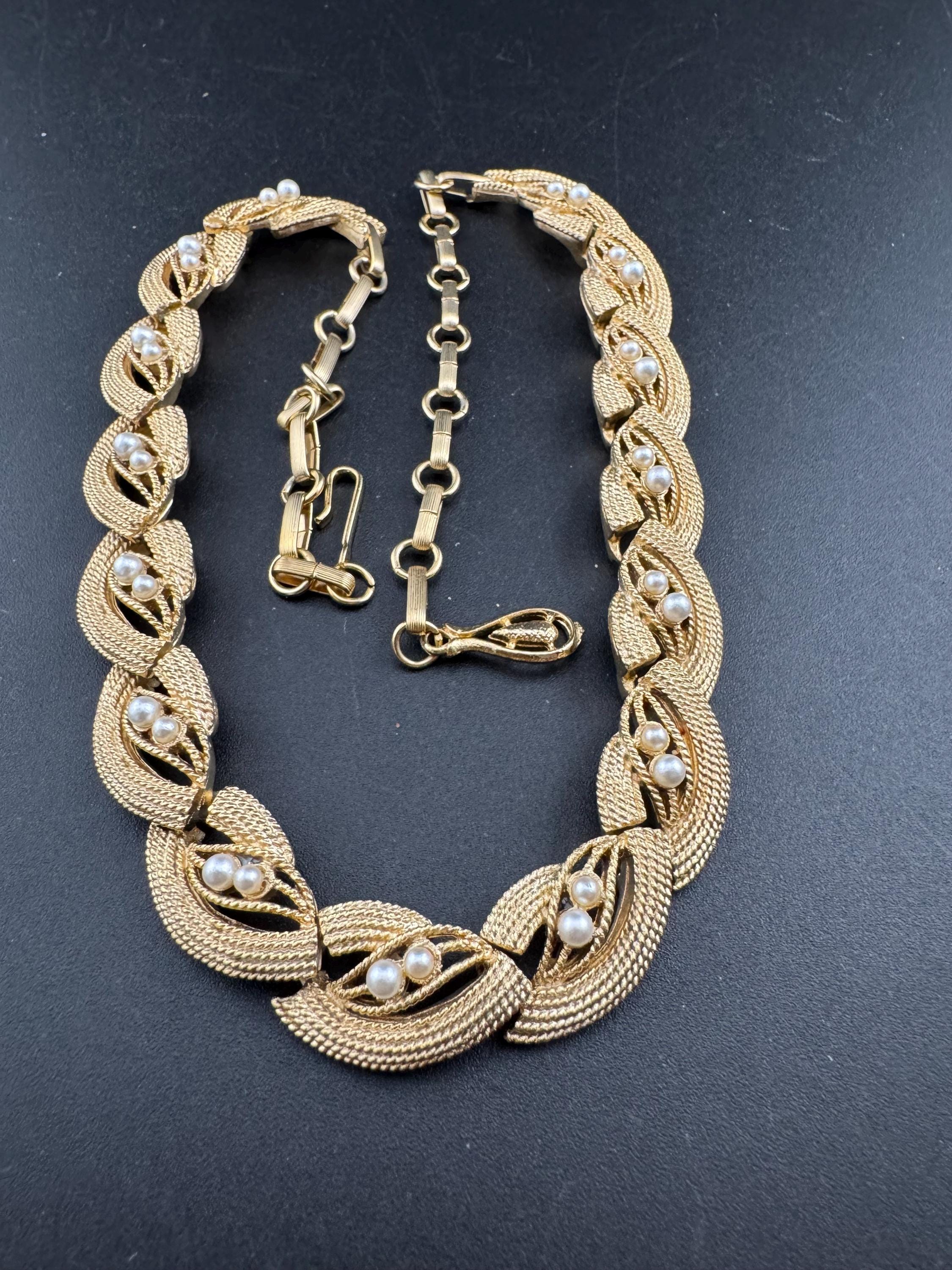 Vintage faux pearl collar necklace, 1960s gold tone