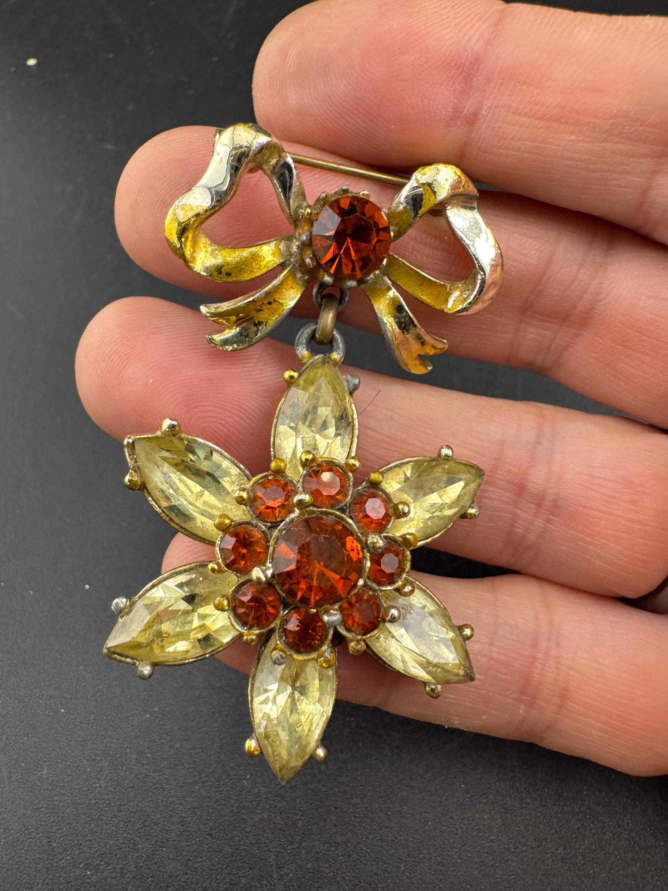 vintage gold brown cognac glass pendant drop star brooch