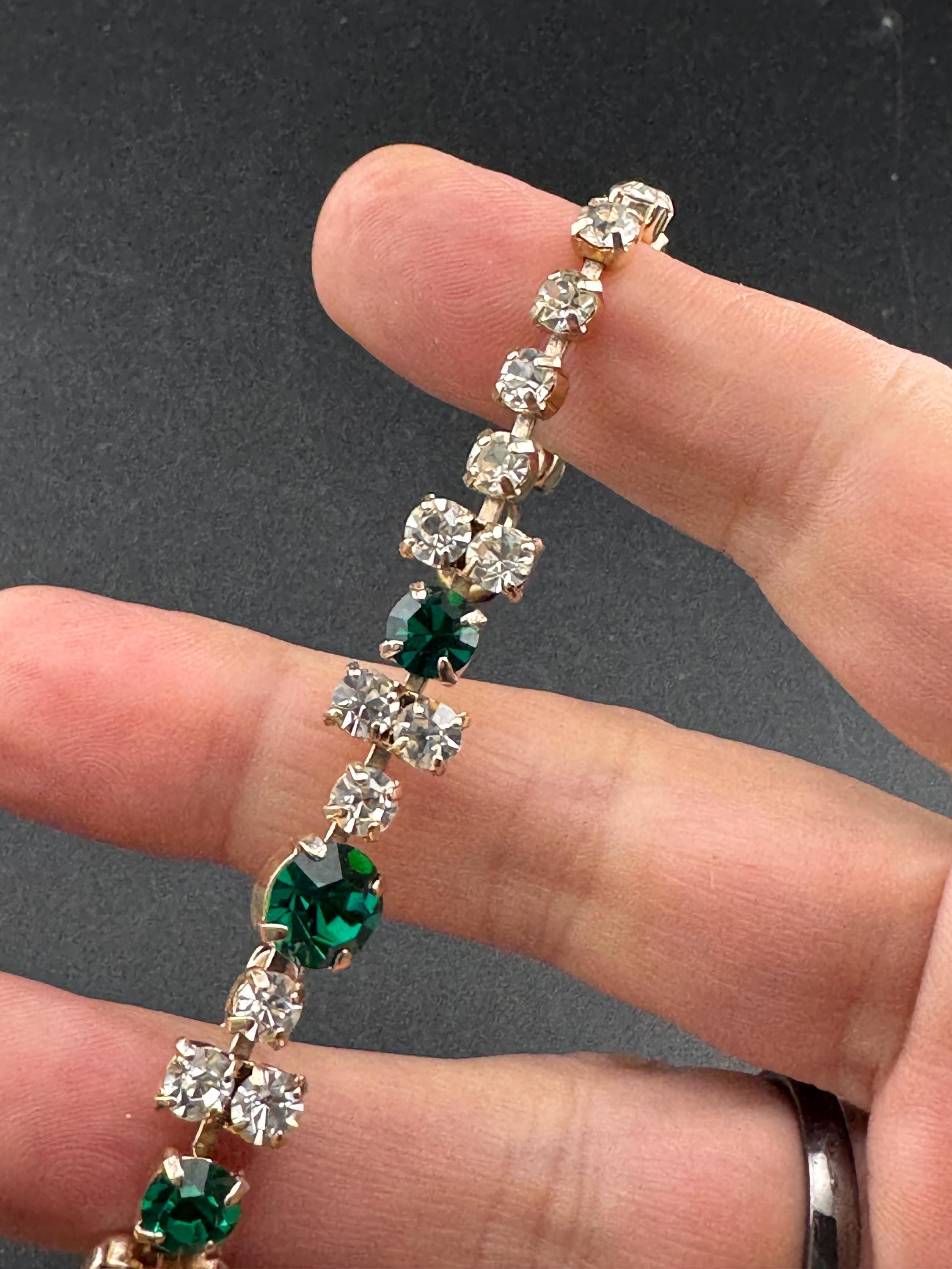 Vintage emerald green glass diamanté rhinestone cocktail bracelet, gold tone
