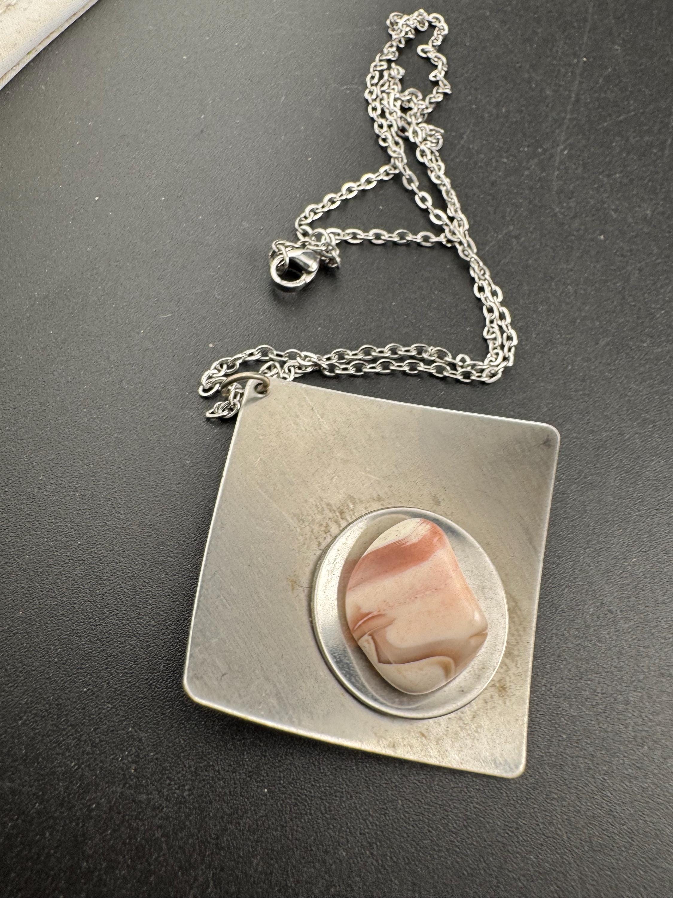 stainless steel pink gemstone cabochon pendant necklace, Vintage 1970s