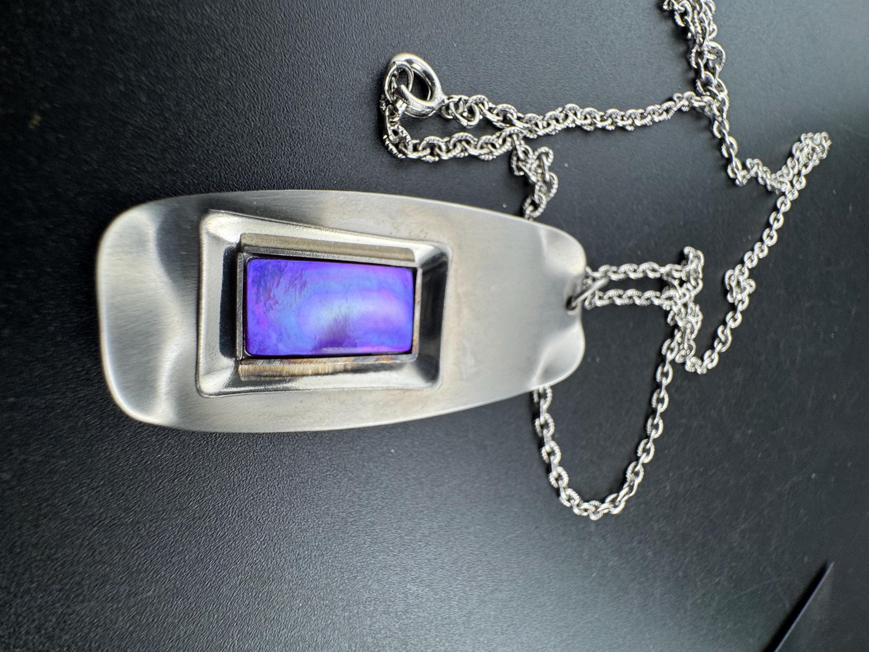Lord python stainless steel purple shell cabochon pendant necklace, Vintage 1970s