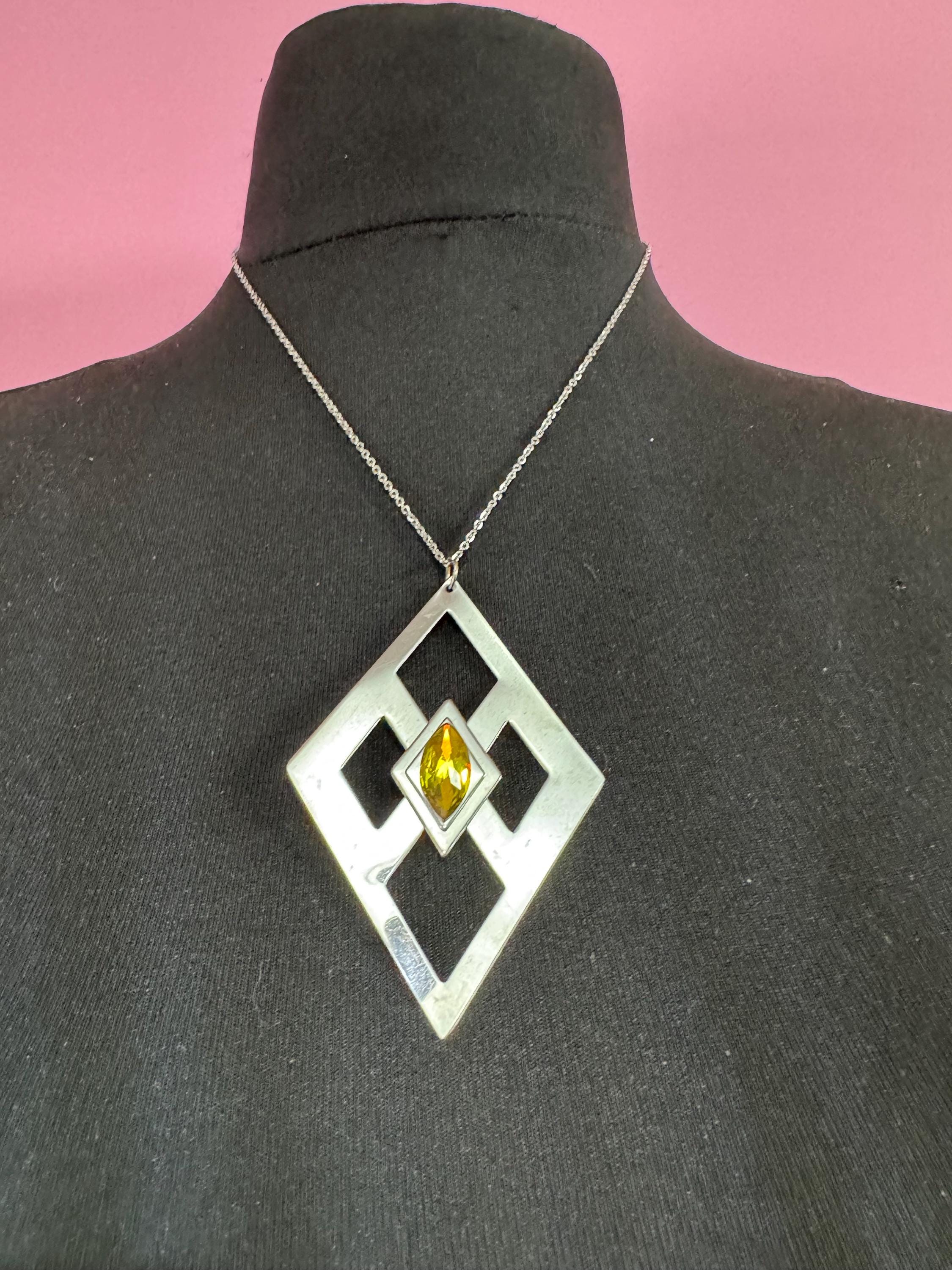 stainless steel pink glass cabochon pendant necklace, Vintage 1970s